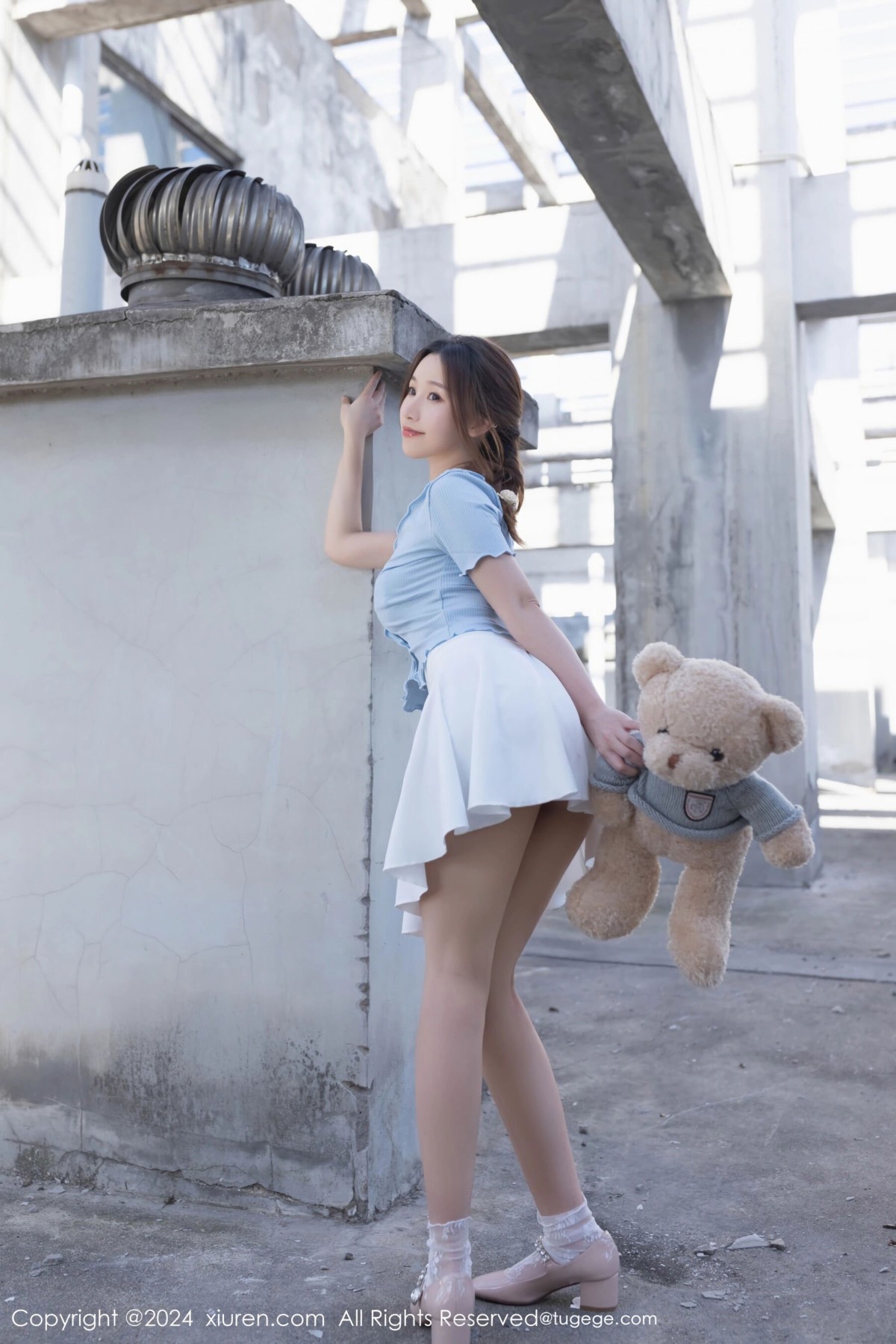 【XiuRen秀人網】20240410Vol8369杏子Yada【85P】-[秀人套图]