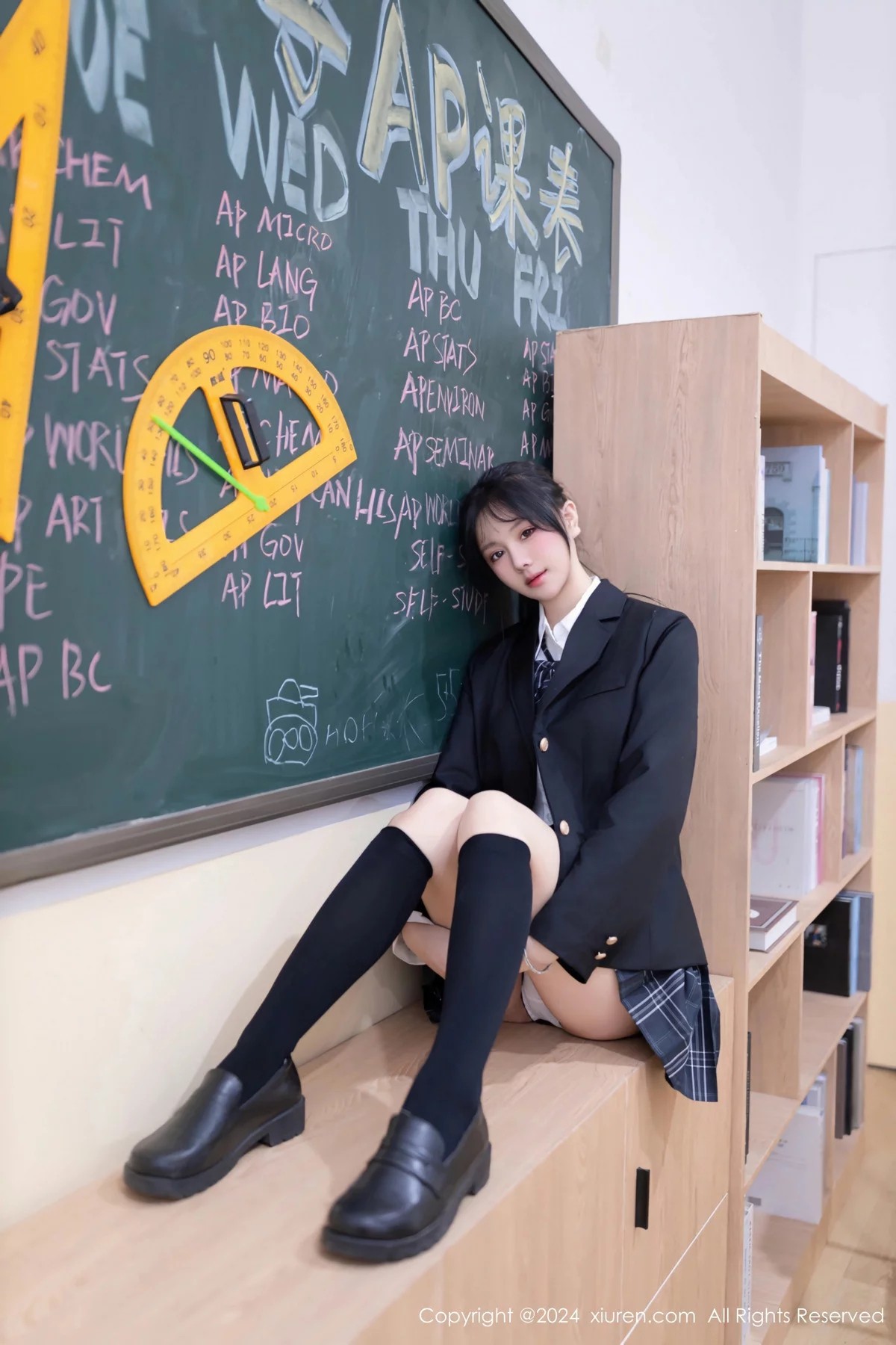 【XiuRen秀人網】20240202Vol8058怮怮【80P】-[秀人套图]