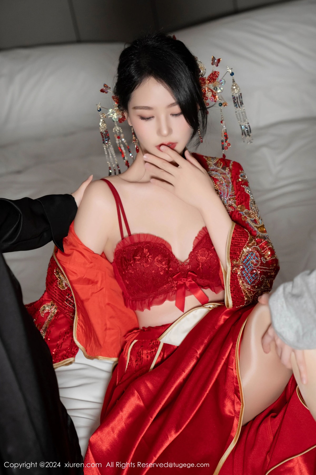 【XiuRen秀人網】20240411Vol8376利世【95P】-[秀人套图]