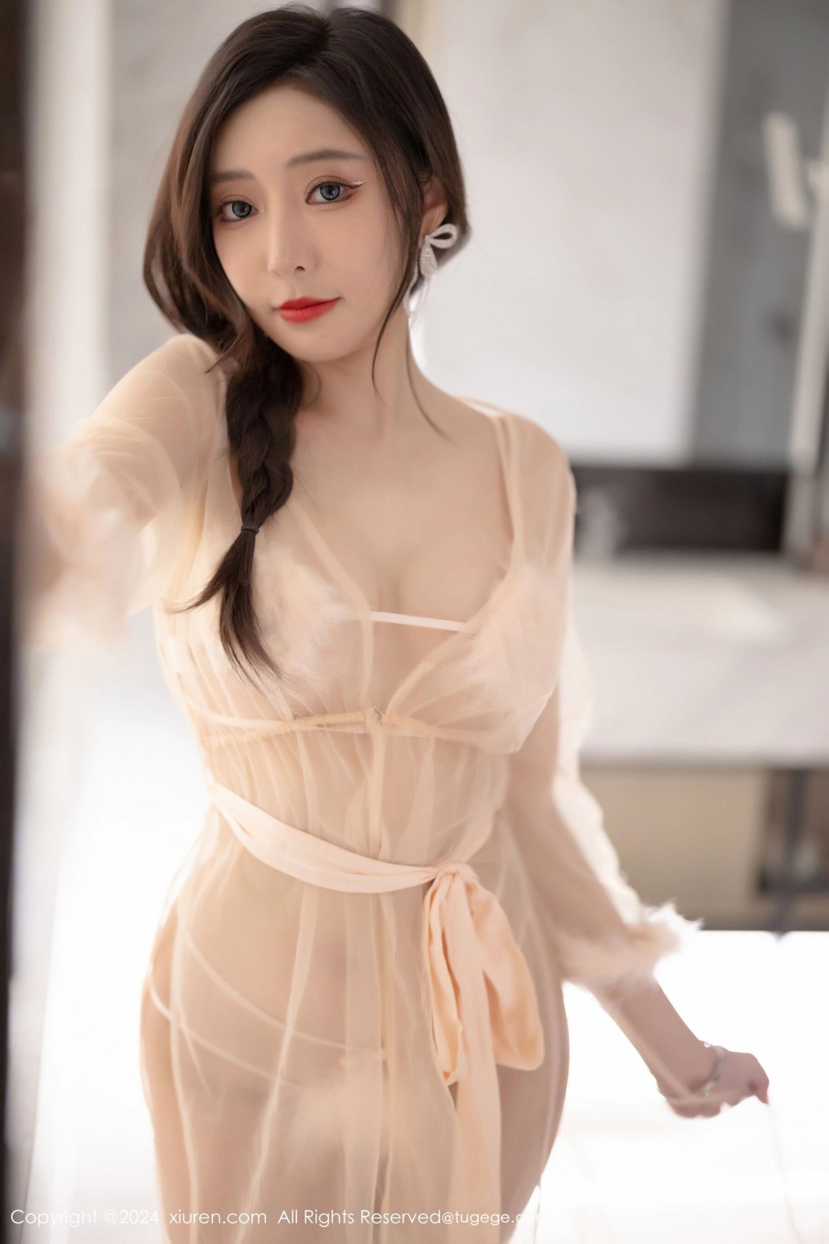 【XiuRen秀人網】20240411Vol8378王馨瑤yanni【80P】-[秀人套图]