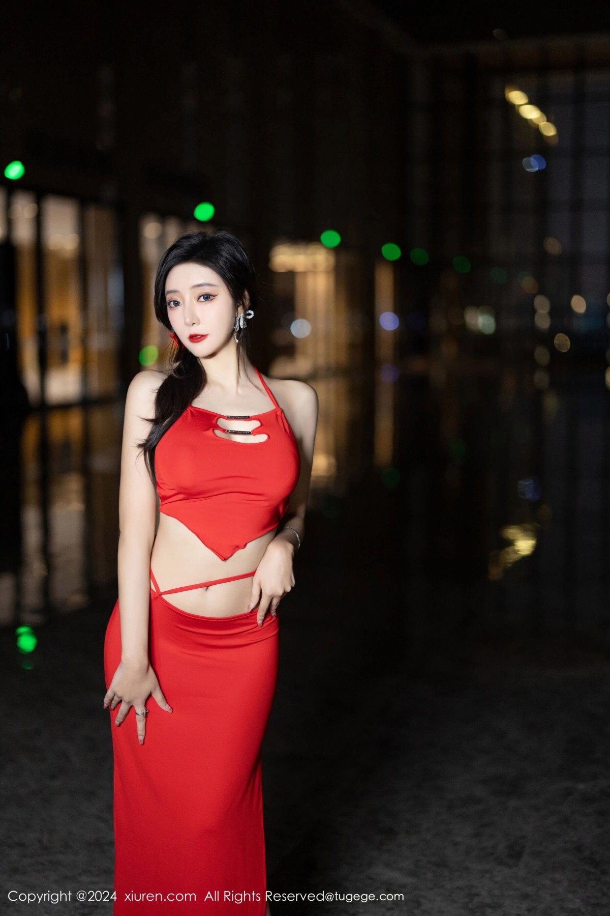 【XiuRen秀人網】20240411Vol8378王馨瑤yanni【80P】-[秀人套图]