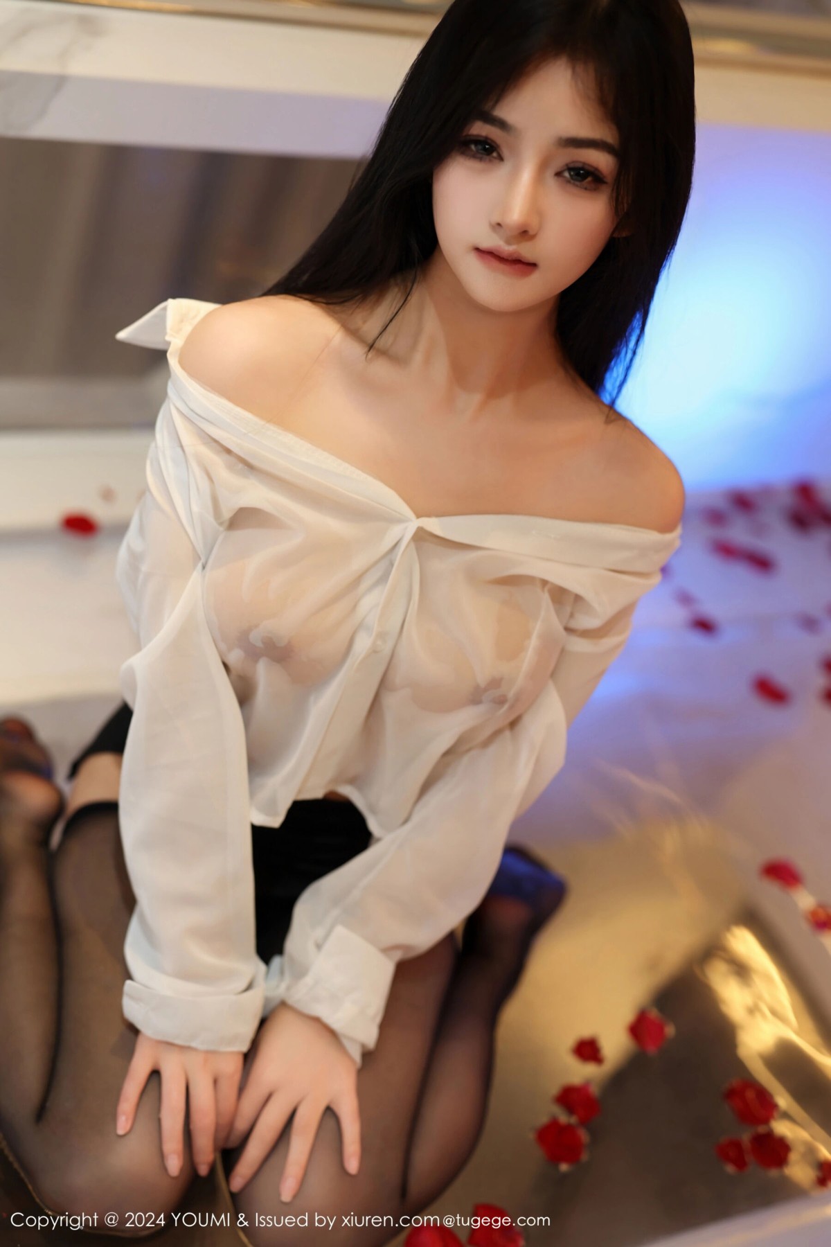 【YOUMI尤蜜薈】20240412Vol1050譚小靈【90P】-[秀人套图]