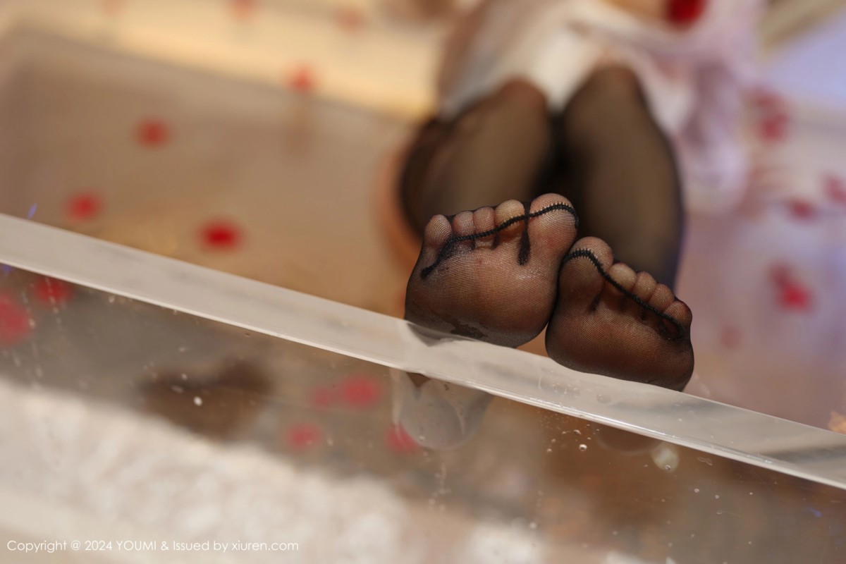 【YOUMI尤蜜薈】20240412Vol1050譚小靈【90P】-[秀人套图]