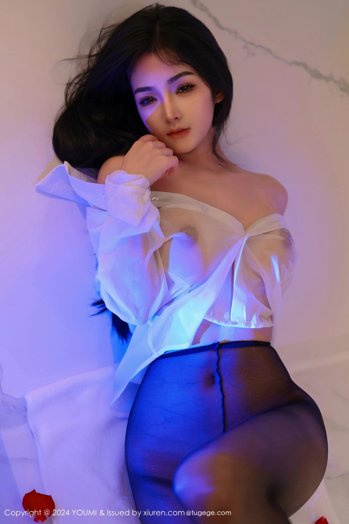 【YOUMI尤蜜薈】20240412Vol1050譚小靈【90P】-[秀人套图]