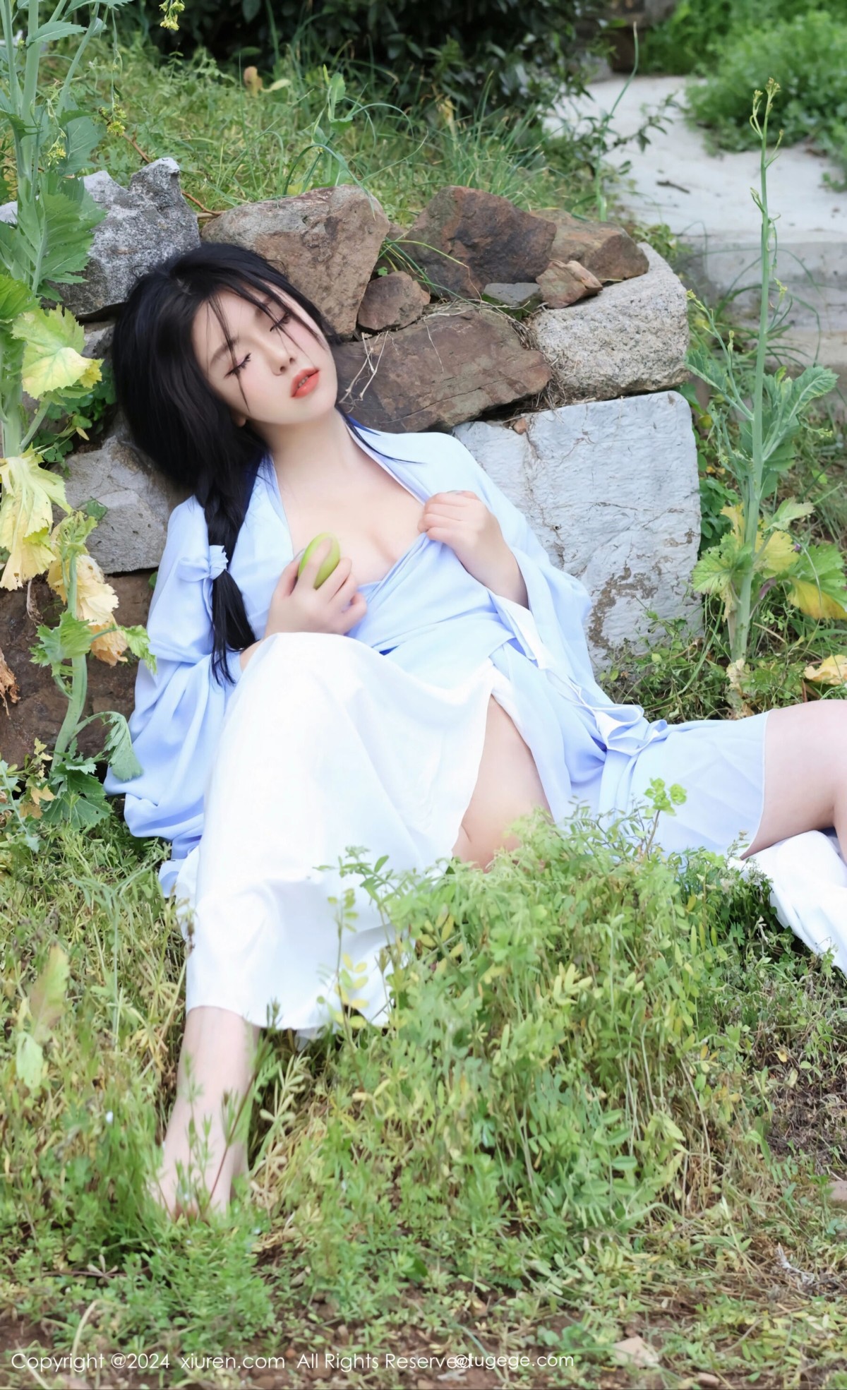 【XiuRen秀人網】20240412Vol8386小薯條nienie【85P】-[秀人套图]