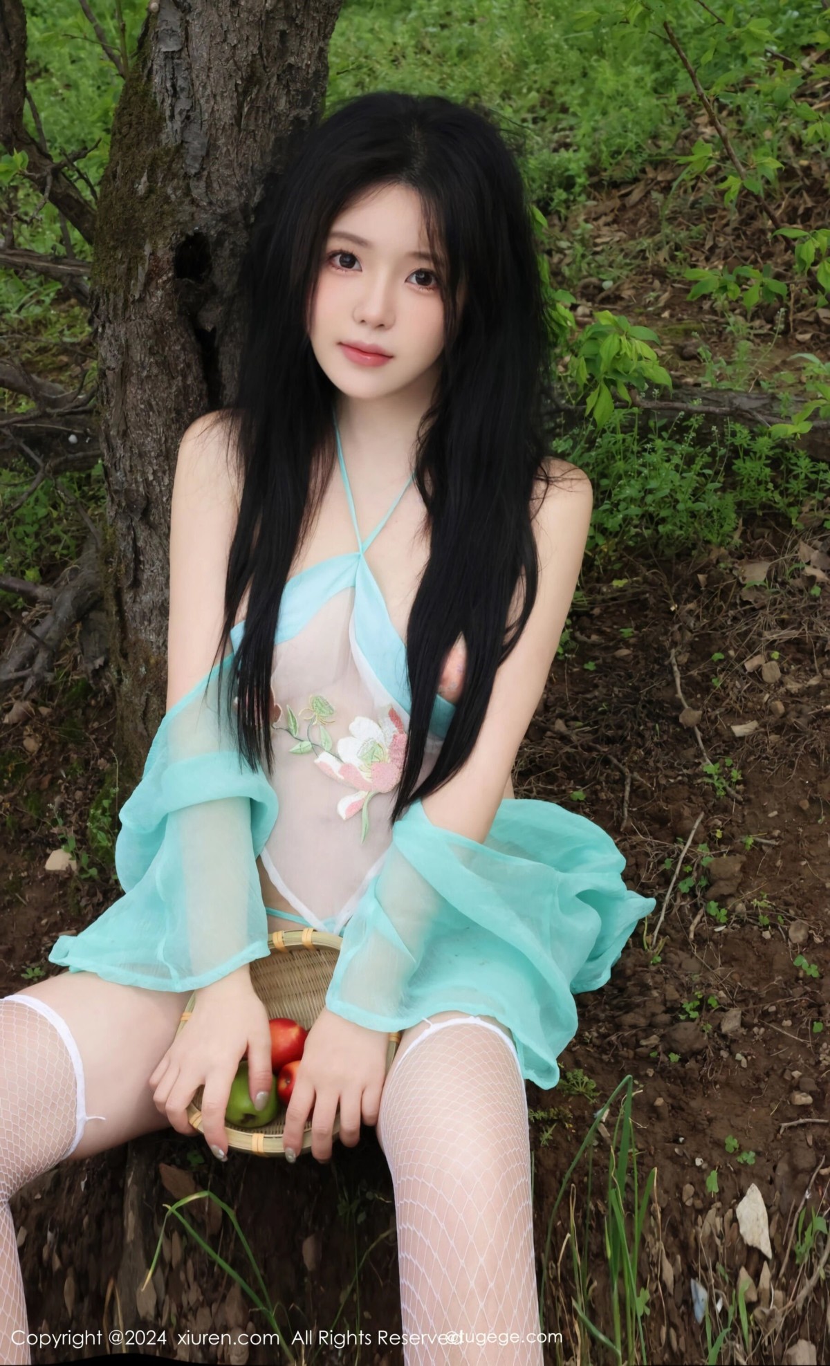 【XiuRen秀人網】20240412Vol8386小薯條nienie【85P】-[秀人套图]