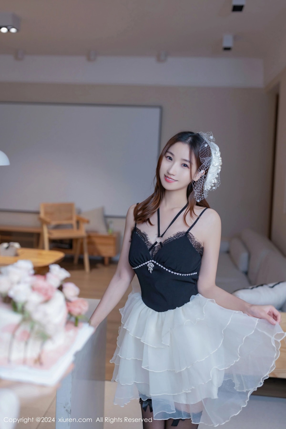 【XiuRen秀人網】20240416Vol8398杏子Yada【80P】-[秀人套图]