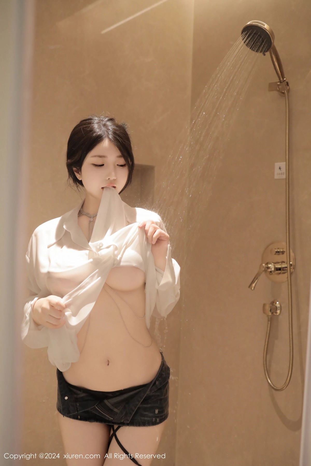 【XiuRen秀人網】20240416Vol8400陳小花【77P】-[秀人套图]