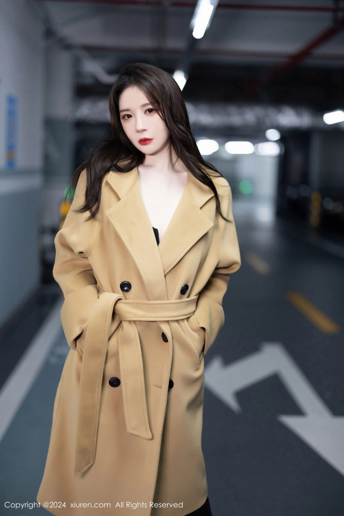 【XiuRen秀人網】20240418Vol8414夢心玥【80P】-[秀人套图]