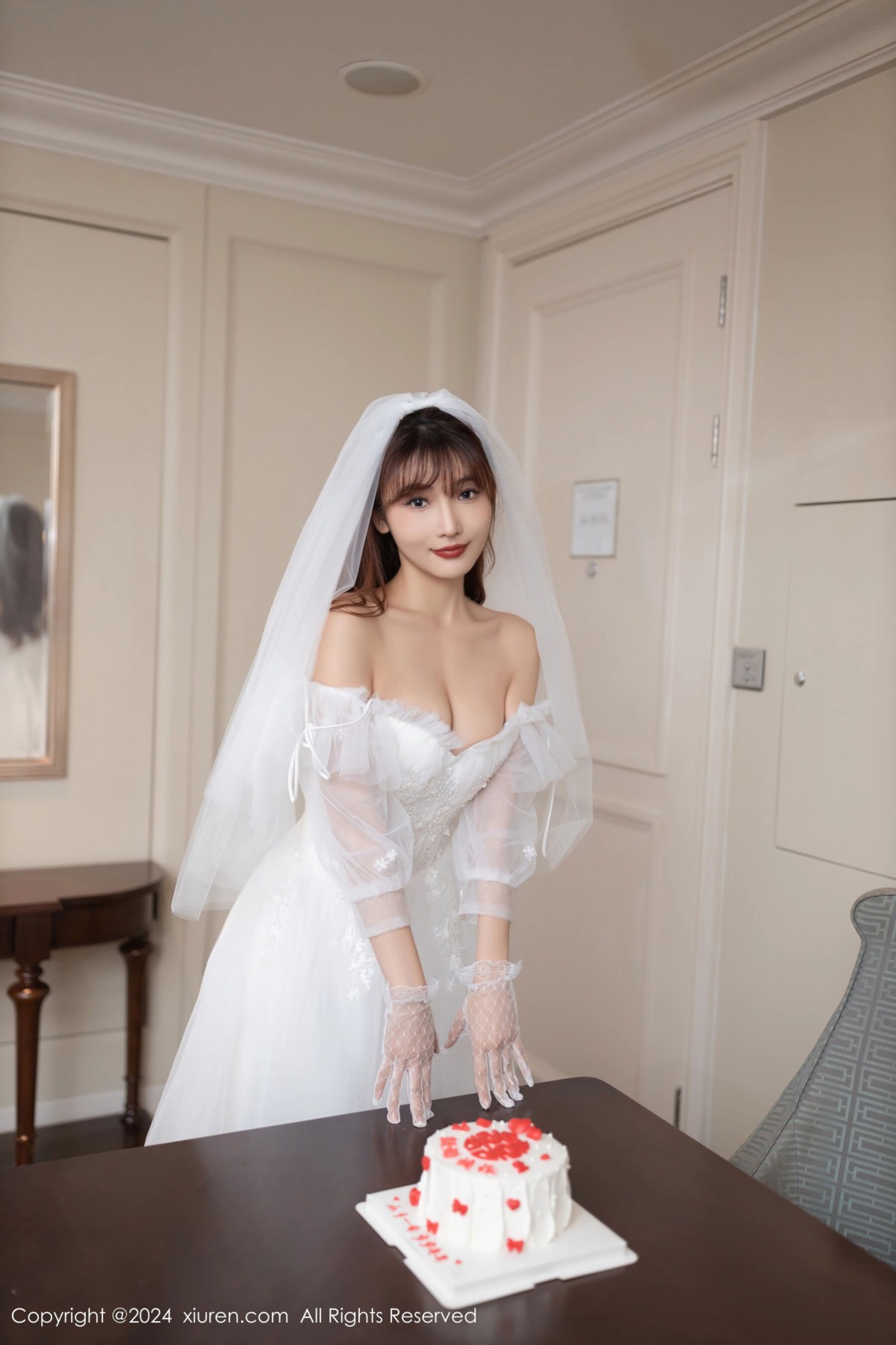 【XiuRen秀人網】20240418Vol8418陸萱萱【80P】-[秀人套图]