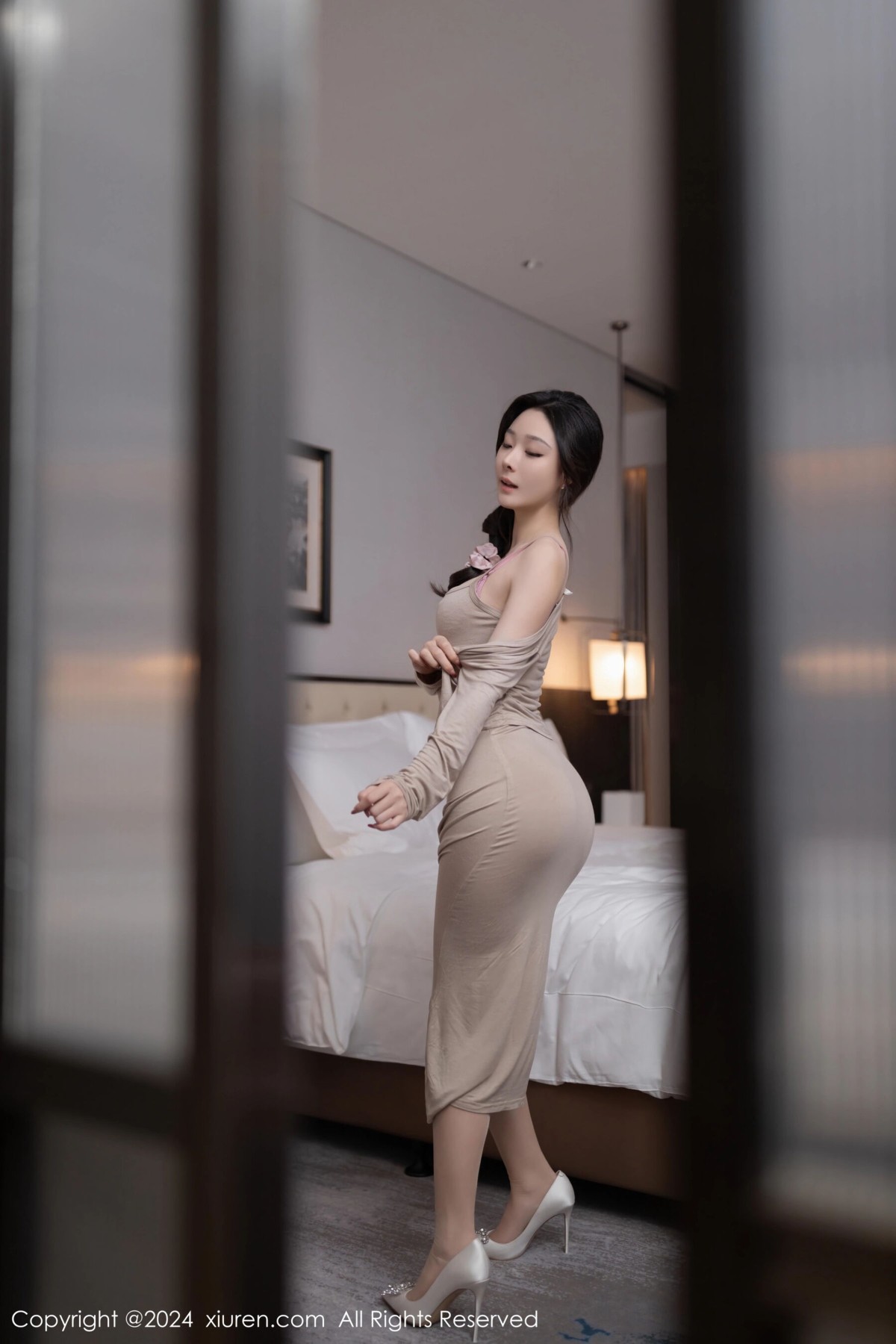 【XiuRen秀人網】20240418Vol8417小逗逗【84P】-[秀人套图]