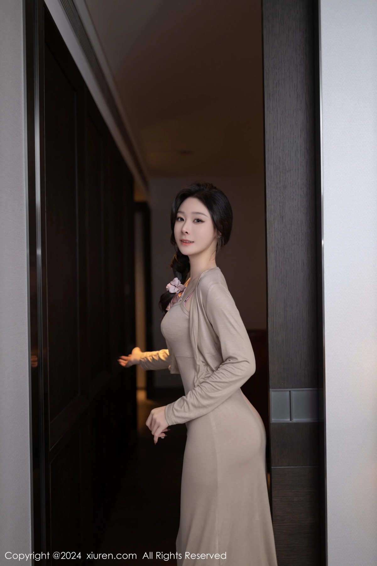 【XiuRen秀人網】20240418Vol8417小逗逗【84P】-[秀人套图]