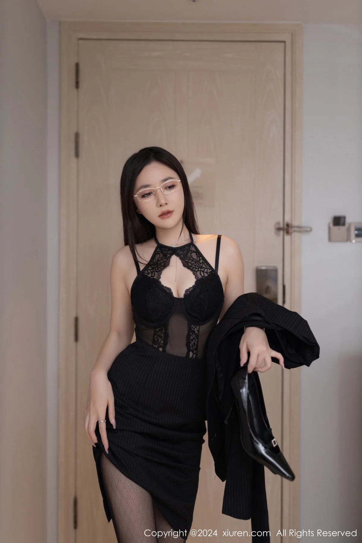 【XiuRen秀人網】20240119Vol7992魚子醬Fish【80P】-[秀人套图]