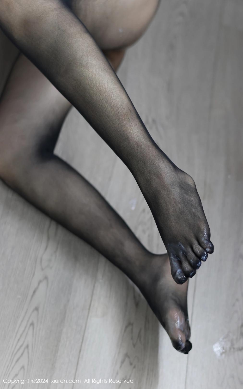 【XiuRen秀人網】20240422Vol8432小薯條nienie【84P】-[秀人套图]