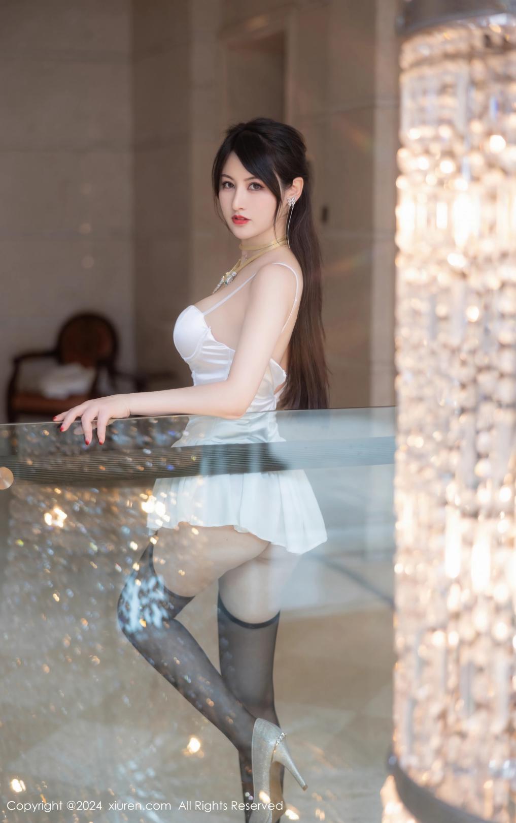 【XiuRen秀人網】20240423Vol8436詩詩kiki【83P】-[秀人套图]