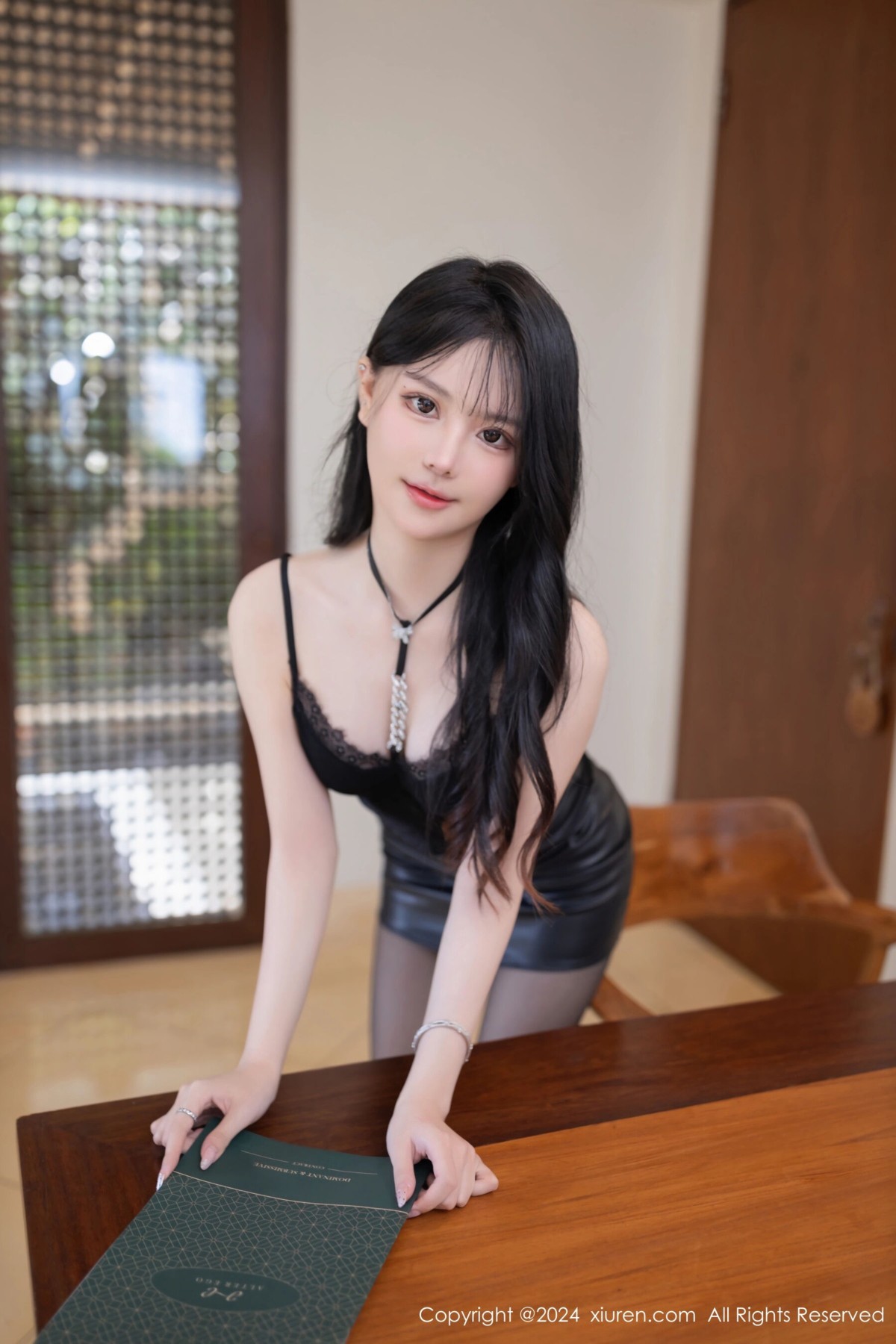 【XiuRen秀人網】20240419Vol8426怮怮【77P】-[秀人套图]