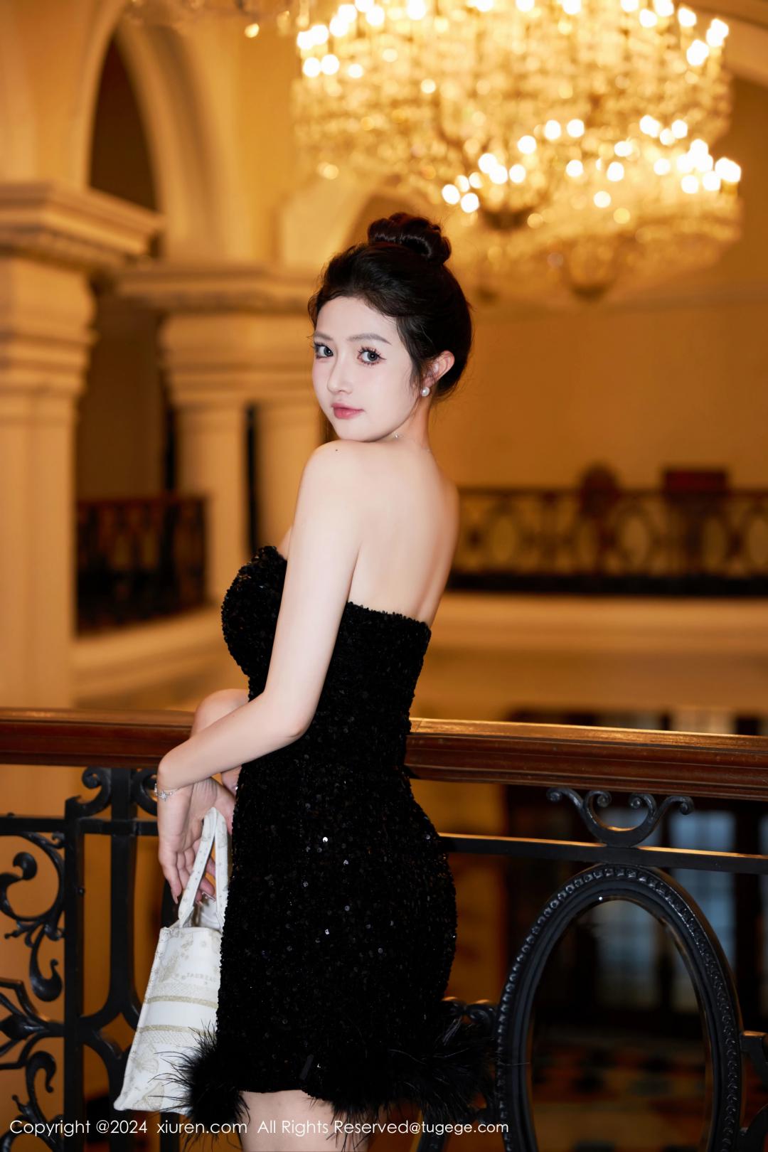 【XiuRen秀人網】20240428Vol8462養樂多DoDo【48P】-[秀人套图]