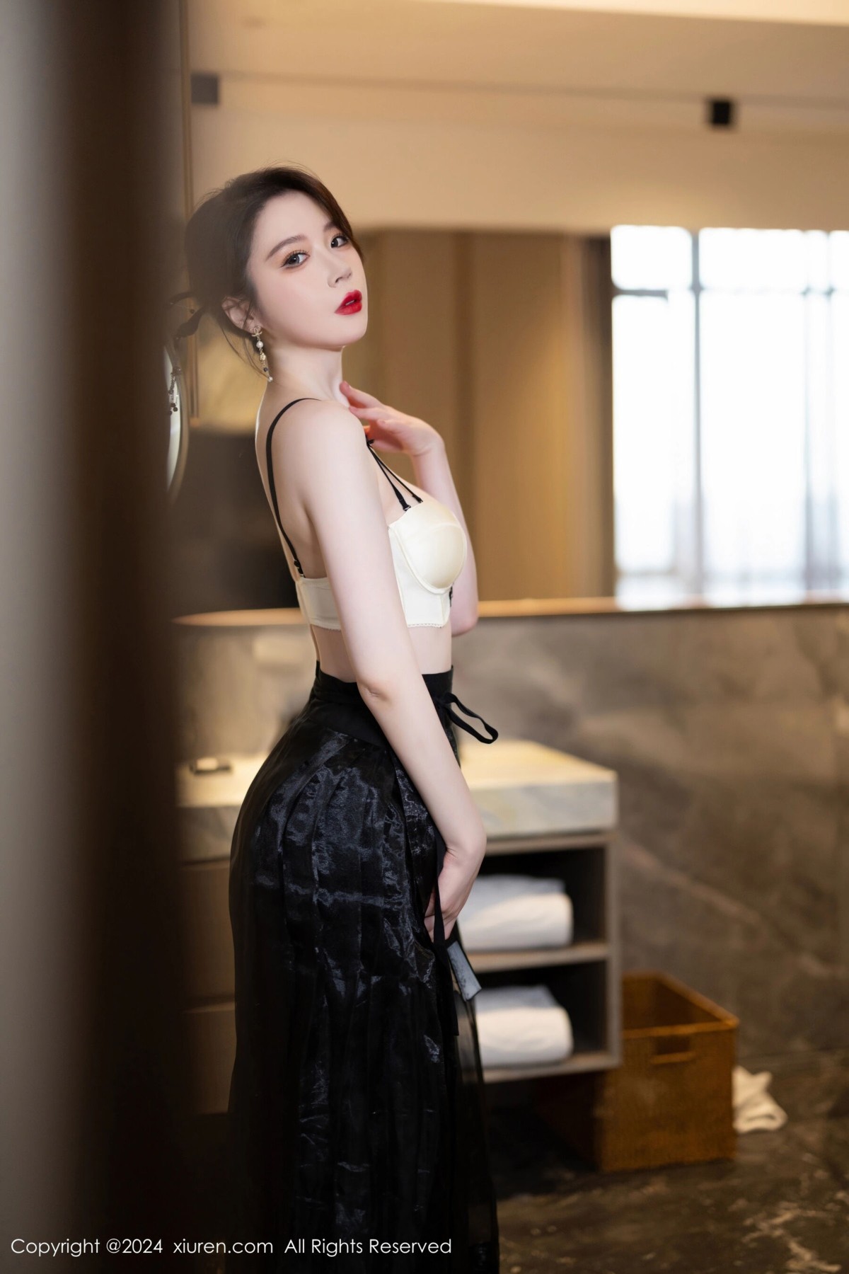 【XiuRen秀人網】20240428Vol8465夢心玥【82P】-[秀人套图]