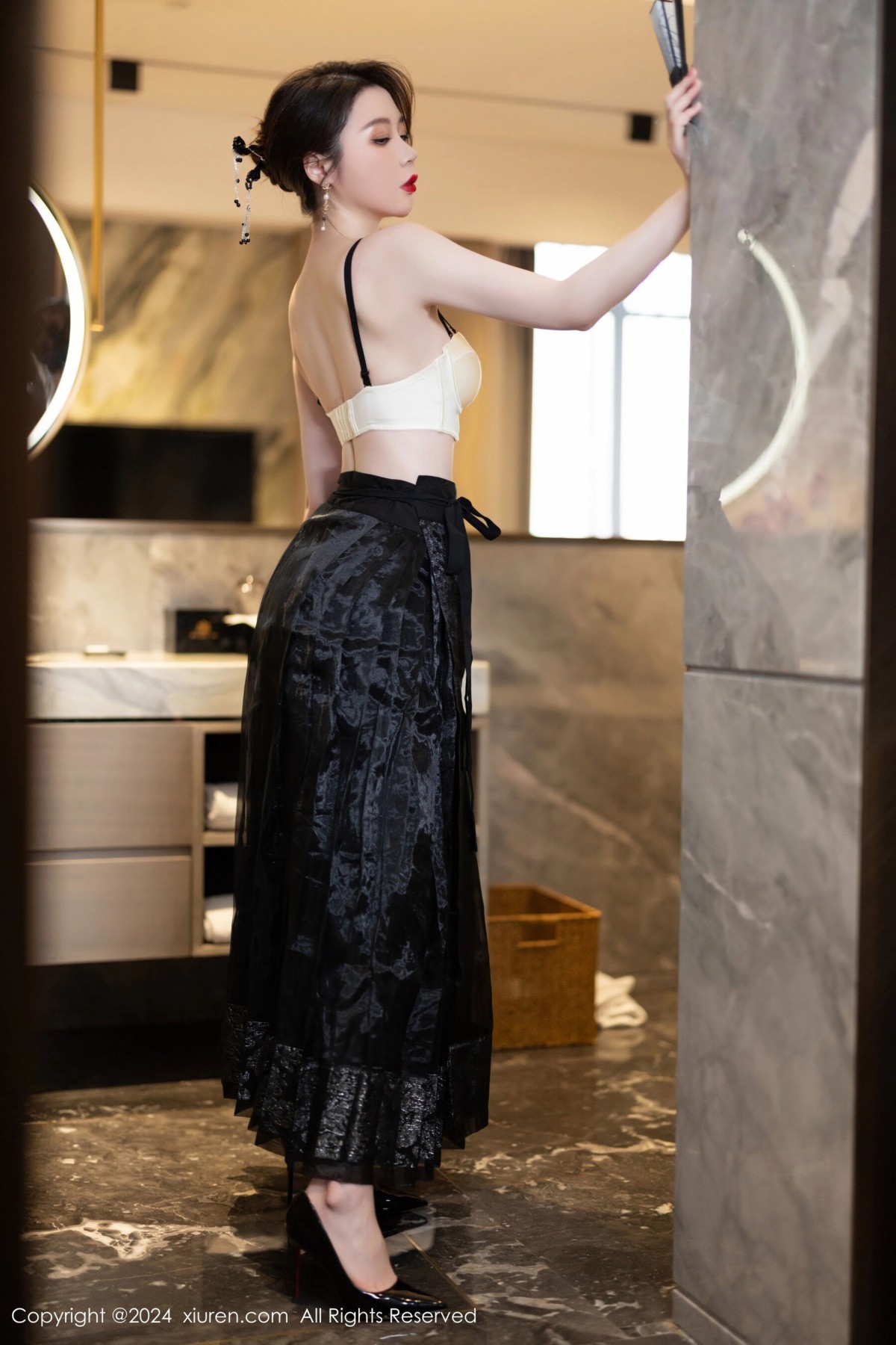 【XiuRen秀人網】20240428Vol8465夢心玥【82P】-[秀人套图]