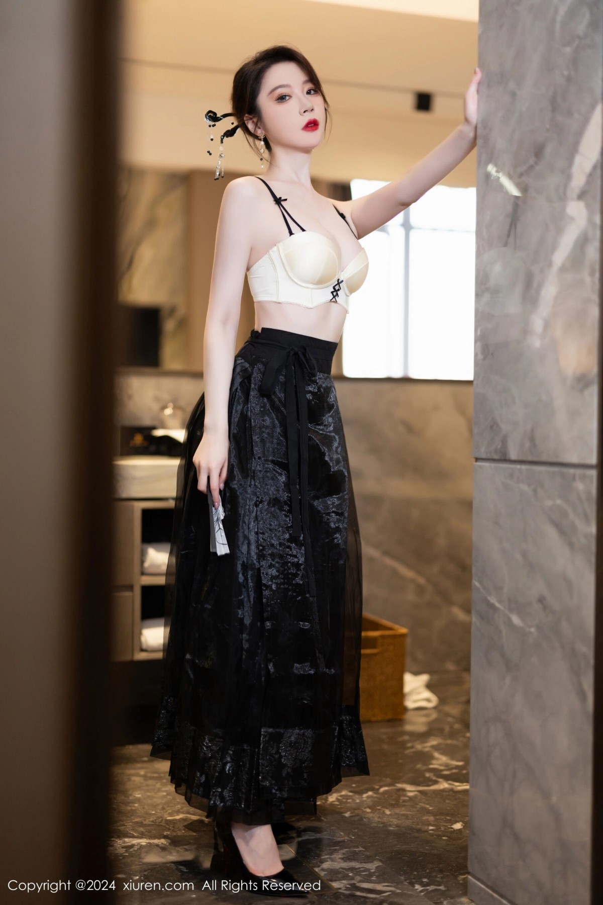 【XiuRen秀人網】20240428Vol8465夢心玥【82P】-[秀人套图]