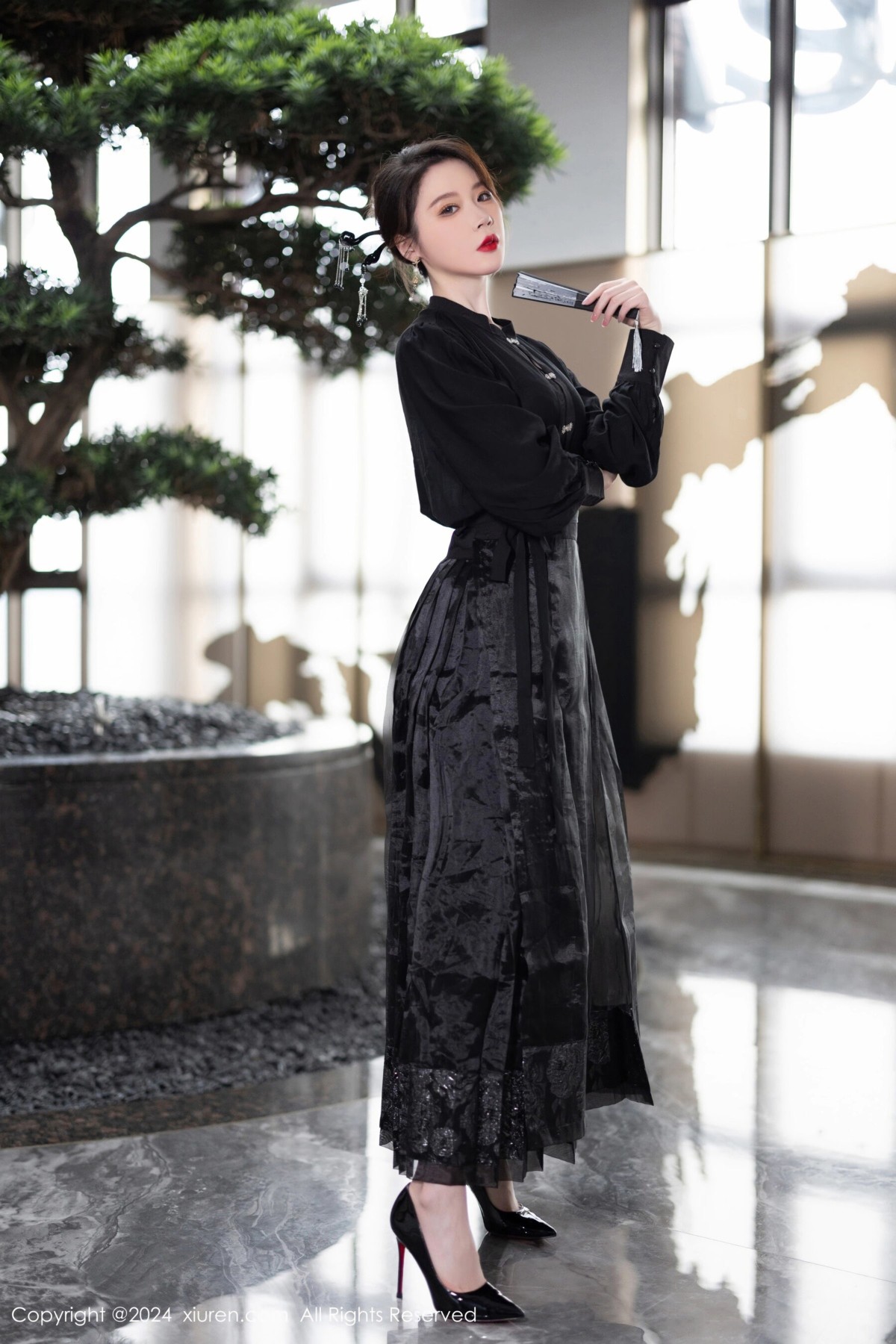 【XiuRen秀人網】20240428Vol8465夢心玥【82P】-[秀人套图]