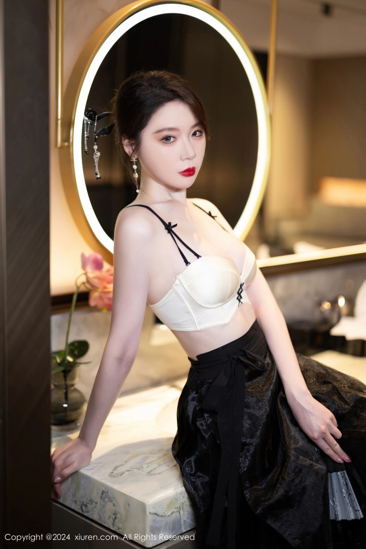 【XiuRen秀人網】20240428Vol8465夢心玥【82P】-[秀人套图]