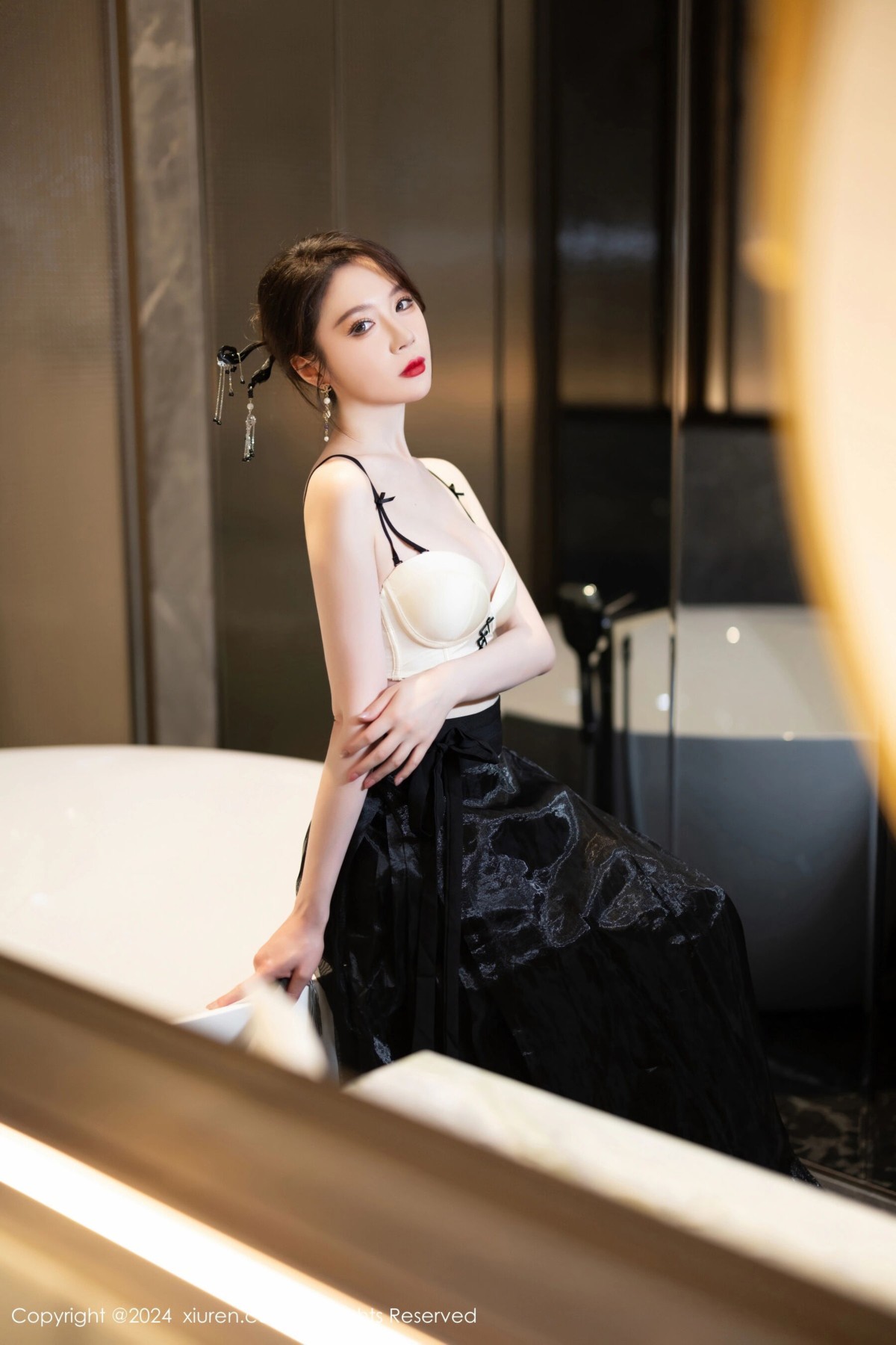 【XiuRen秀人網】20240428Vol8465夢心玥【82P】-[秀人套图]