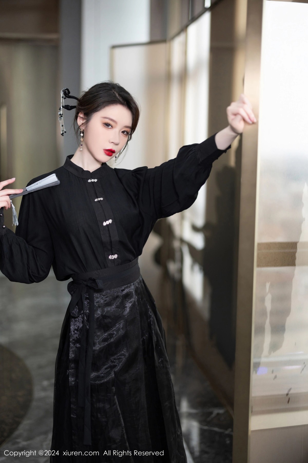 【XiuRen秀人網】20240428Vol8465夢心玥【82P】-[秀人套图]