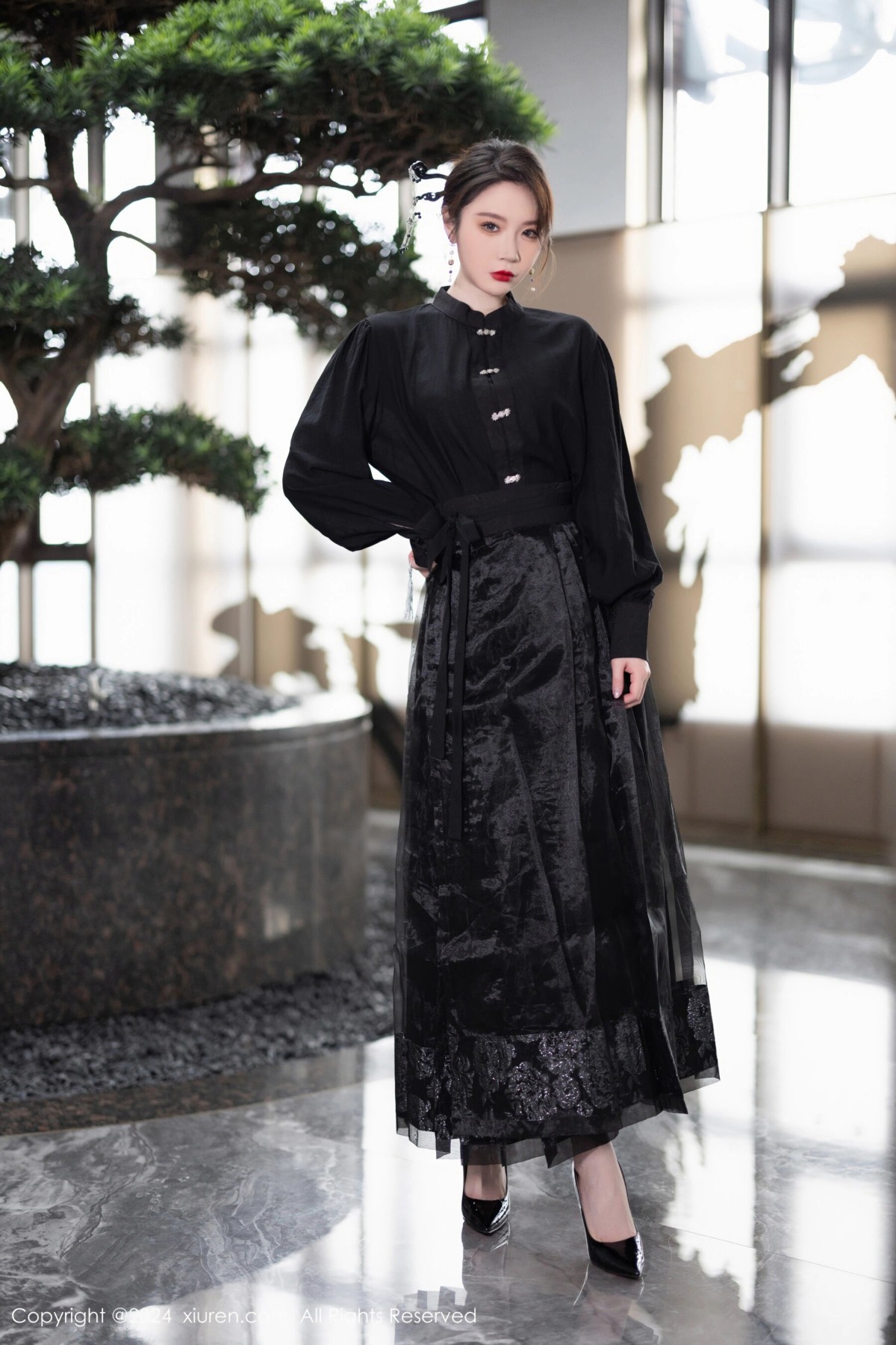 【XiuRen秀人網】20240428Vol8465夢心玥【82P】-[秀人套图]