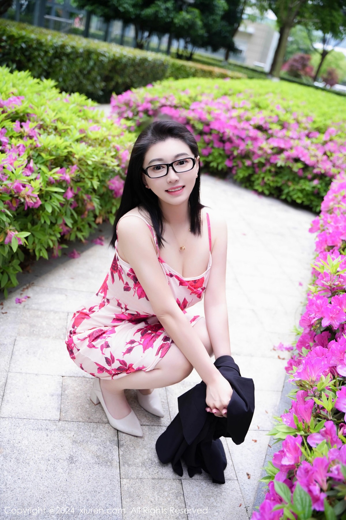 【XiuRen秀人網】20240429Vol8468雅茹老師【79P】-[秀人套图]