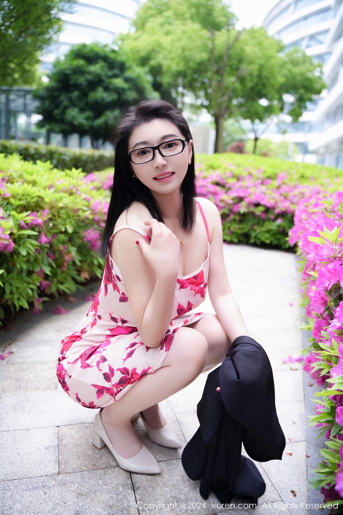 【XiuRen秀人網】20240429Vol8468雅茹老師【79P】-[秀人套图]