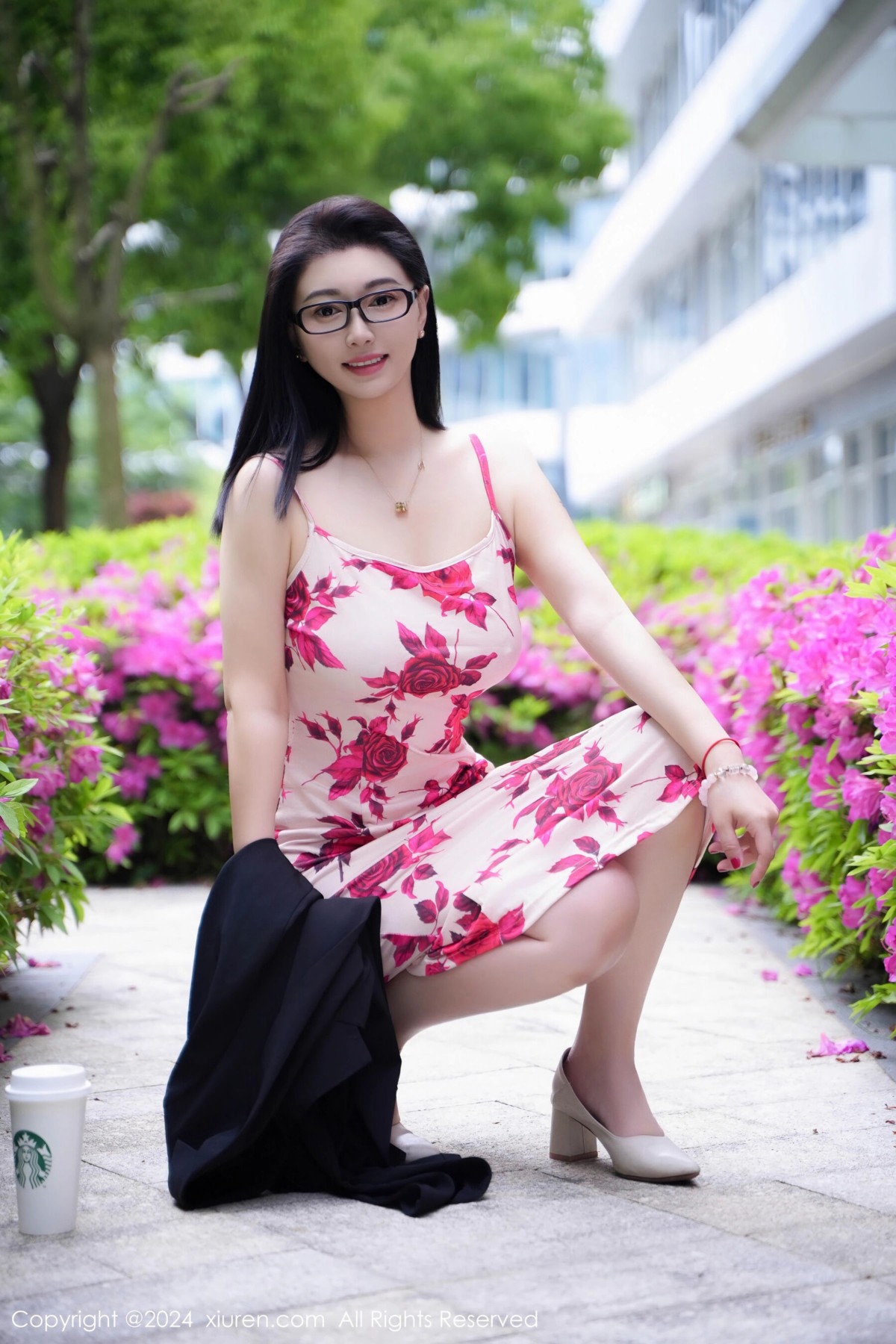 【XiuRen秀人網】20240429Vol8468雅茹老師【79P】-[秀人套图]