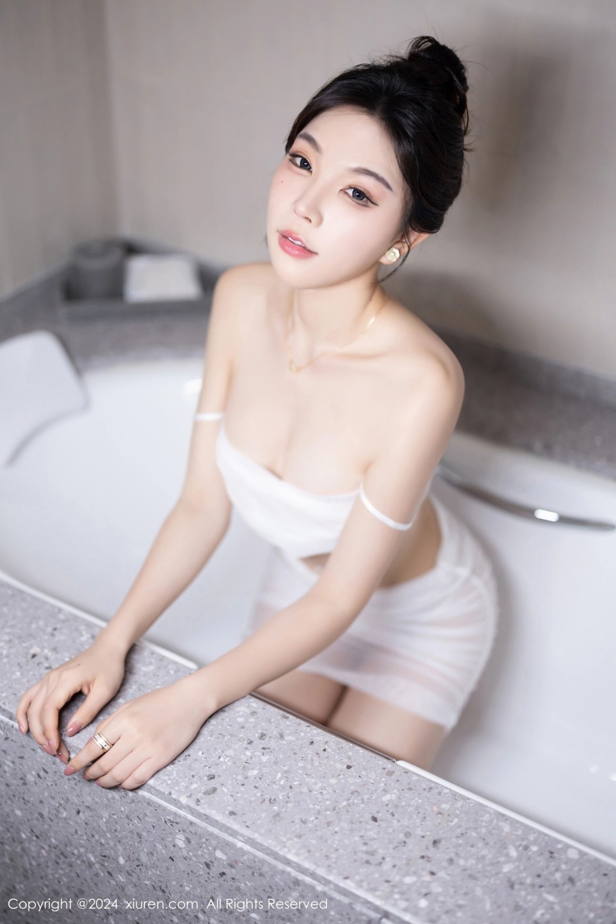 【XiuRen秀人網】20240506Vol8491徐莉芝Booty【85P】-[秀人套图]