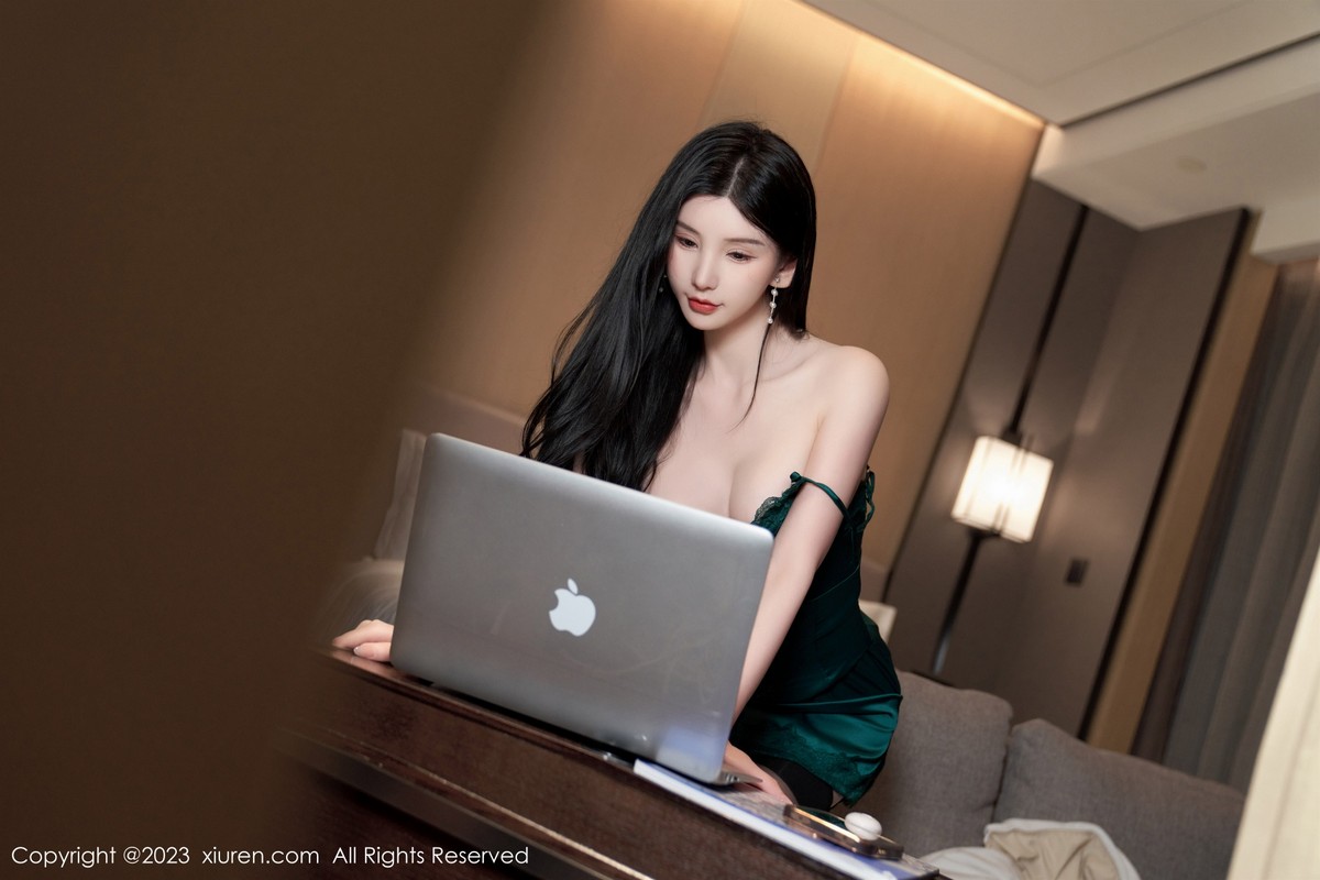 【XiuRen秀人網】20230630Vol7009周于希Sally【102P】-[秀人套图]