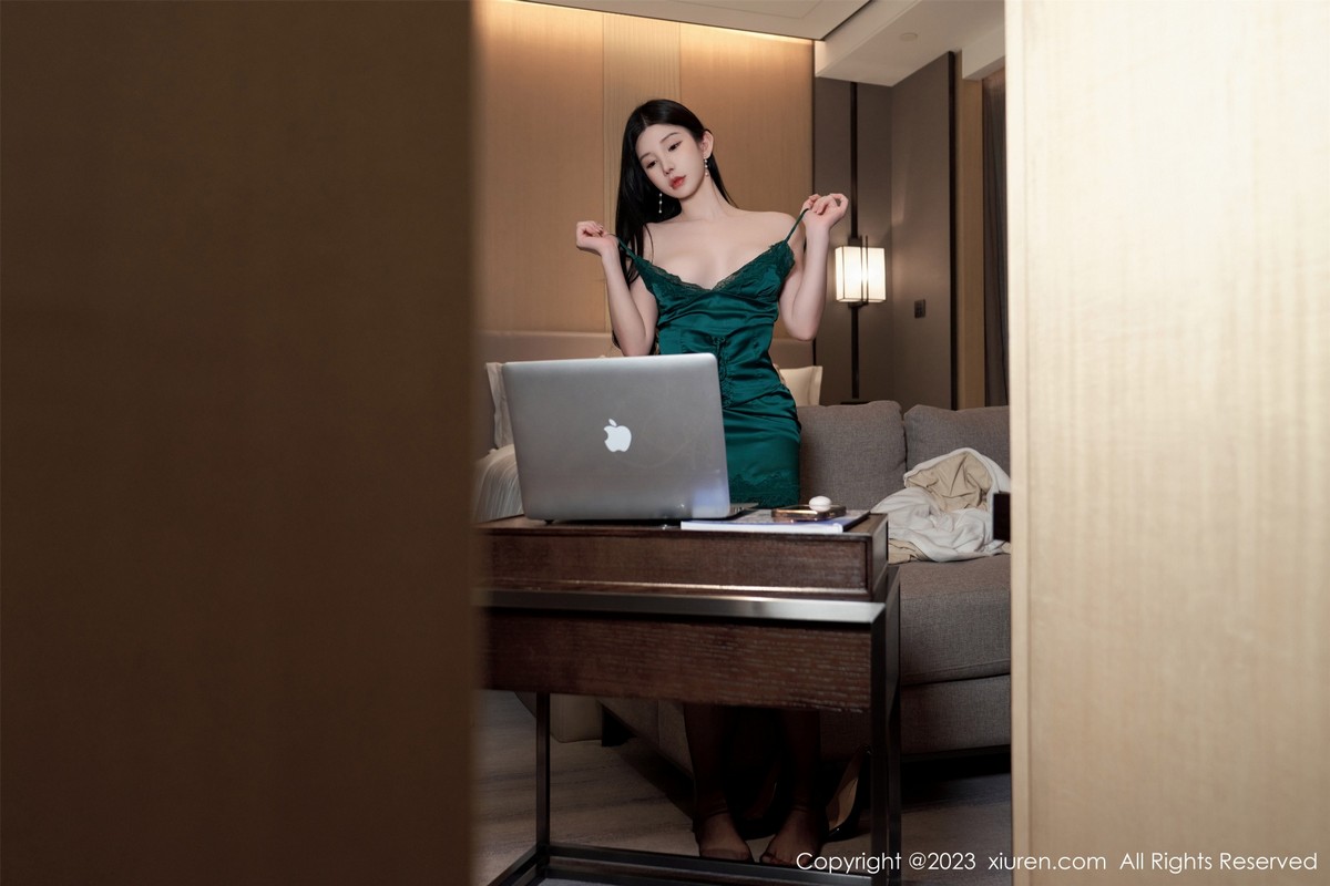 【XiuRen秀人網】20230630Vol7009周于希Sally【102P】-[秀人套图]