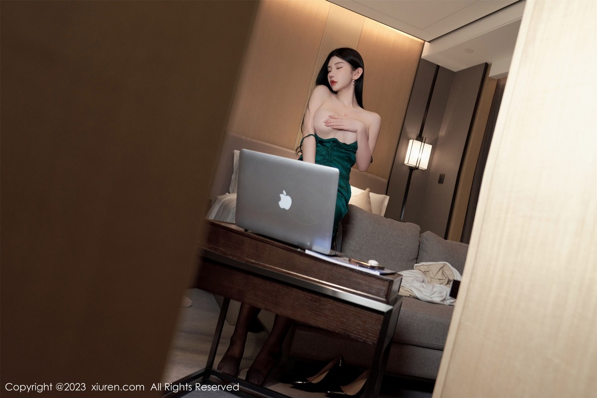 【XiuRen秀人網】20230630Vol7009周于希Sally【102P】-[秀人套图]