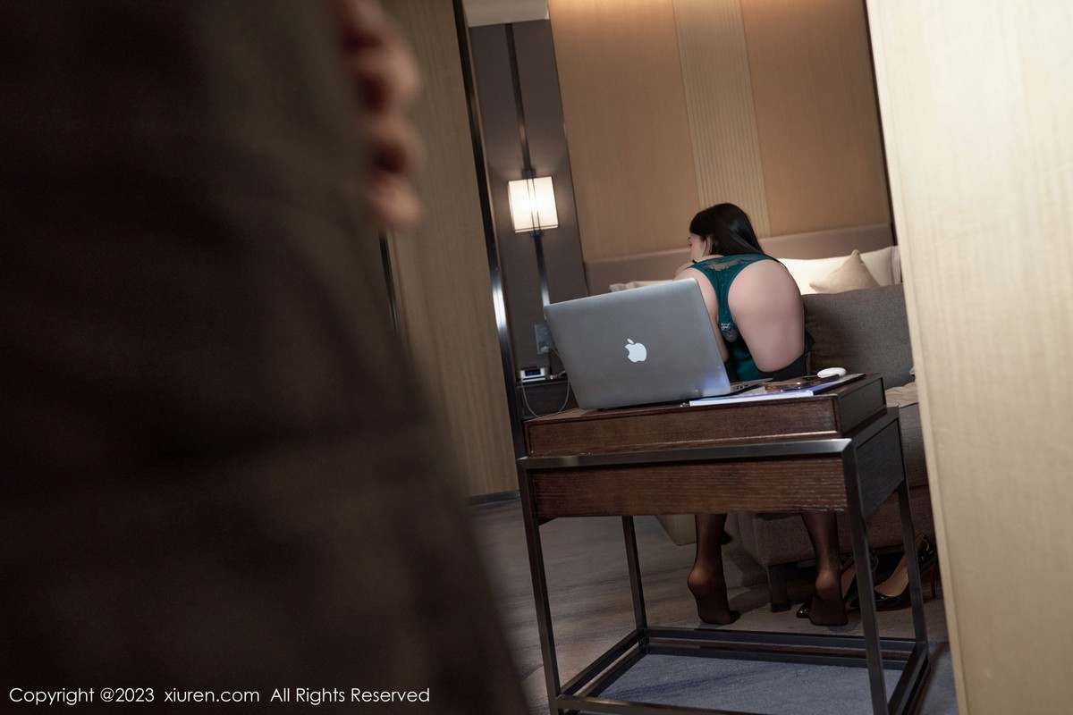 【XiuRen秀人網】20230630Vol7009周于希Sally【102P】-[秀人套图]