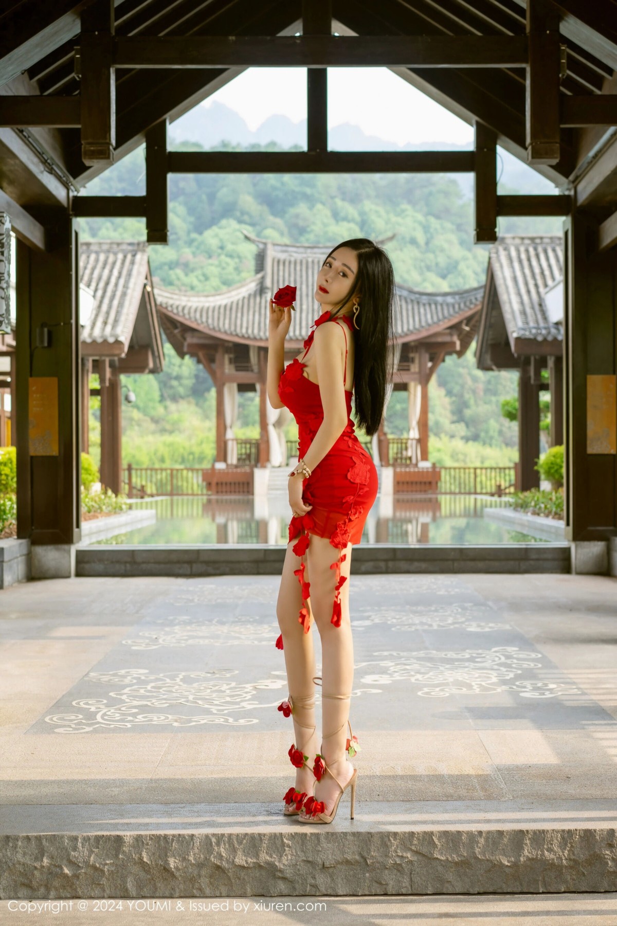 【YOUMI尤蜜薈】20240507Vol1058允爾【51P】-[秀人套图]