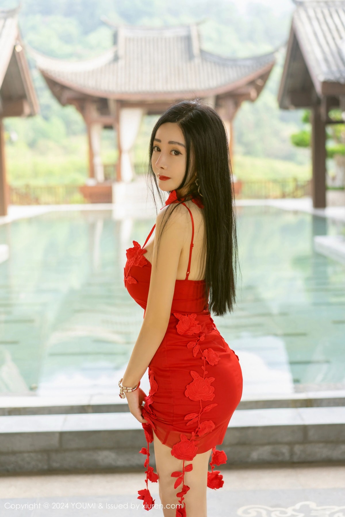 【YOUMI尤蜜薈】20240507Vol1058允爾【51P】-[秀人套图]