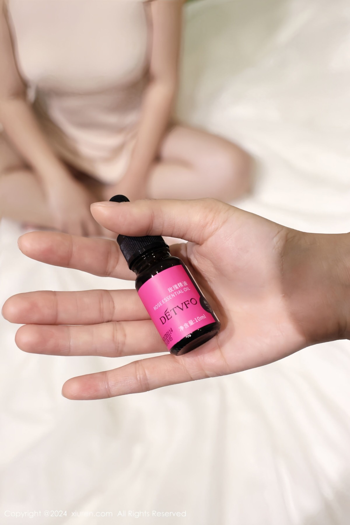 【XiuRen秀人網】20240430Vol8483小薯條nienie【78P】-[秀人套图]