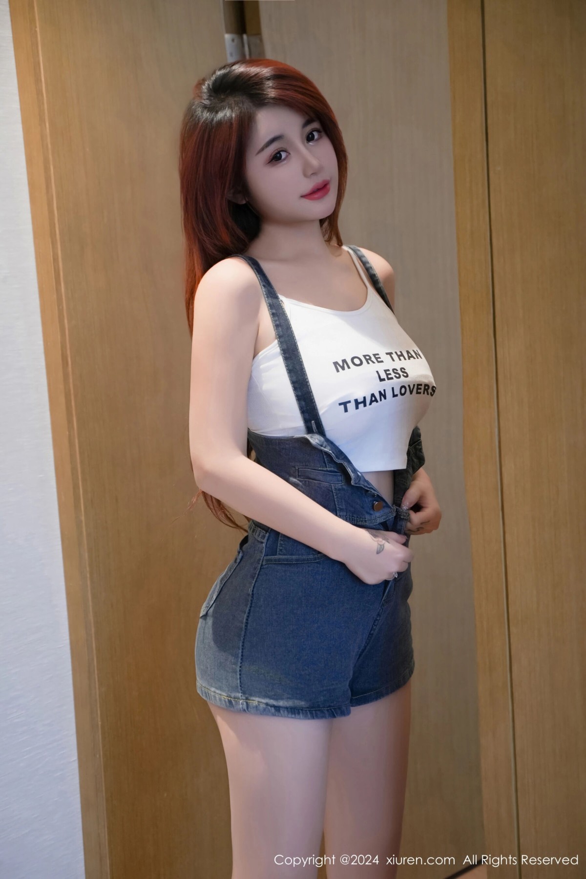 【XiuRen秀人網】20240509Vol8506美七Mia【99P】-[秀人套图]