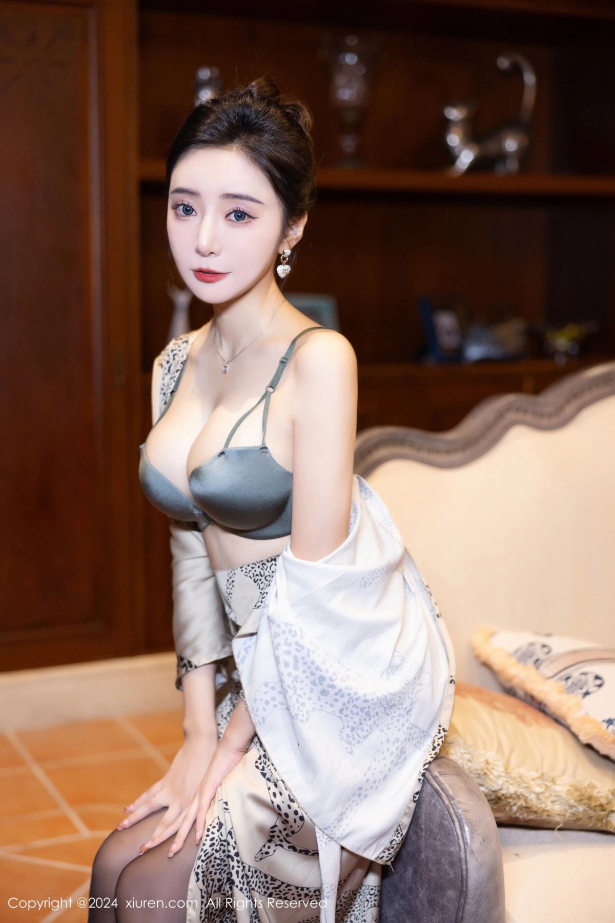 【XiuRen秀人網】20240509Vol8510王馨瑤yanni【82P】-[秀人套图]