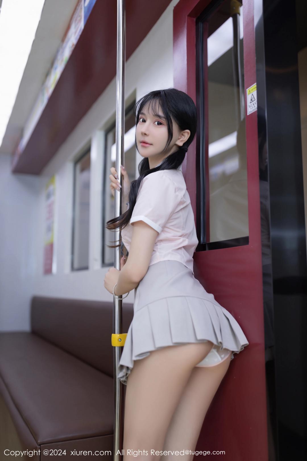 【XiuRen秀人網】20240510Vol8515幼幼【80P】-[秀人套图]