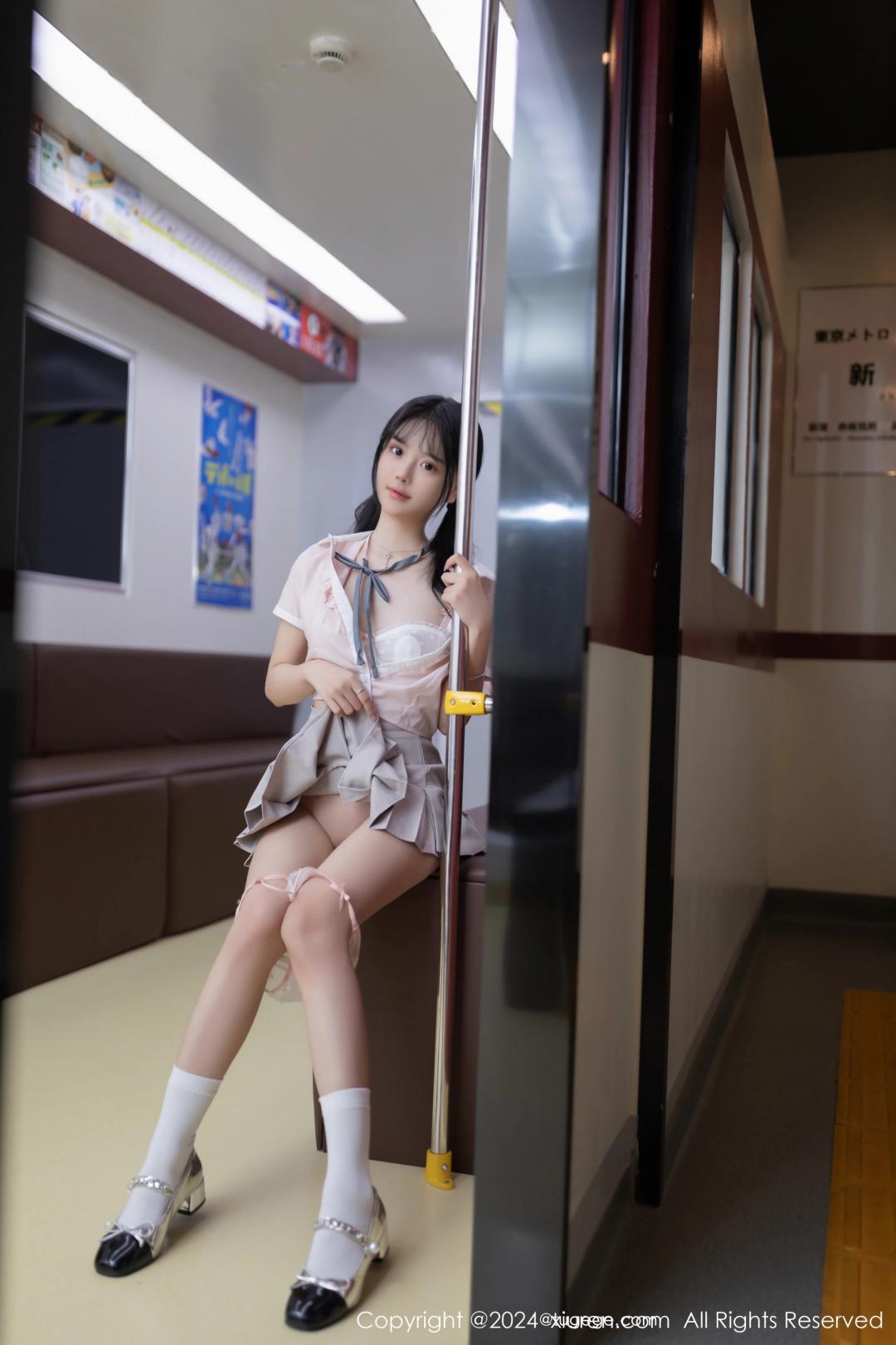 【XiuRen秀人網】20240510Vol8515幼幼【80P】-[秀人套图]