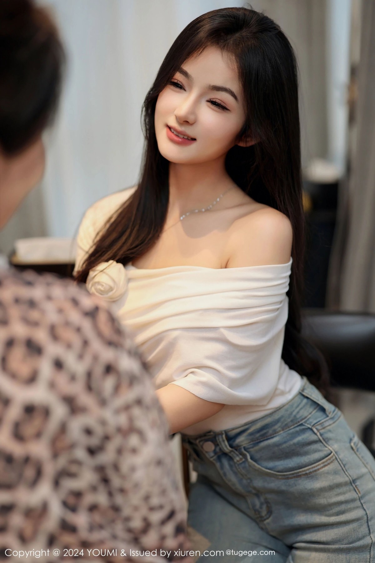 【YOUMI尤蜜薈】20240511Vol1061譚小靈【99P】-唯美貼圖-141華人社區-[秀人套图]