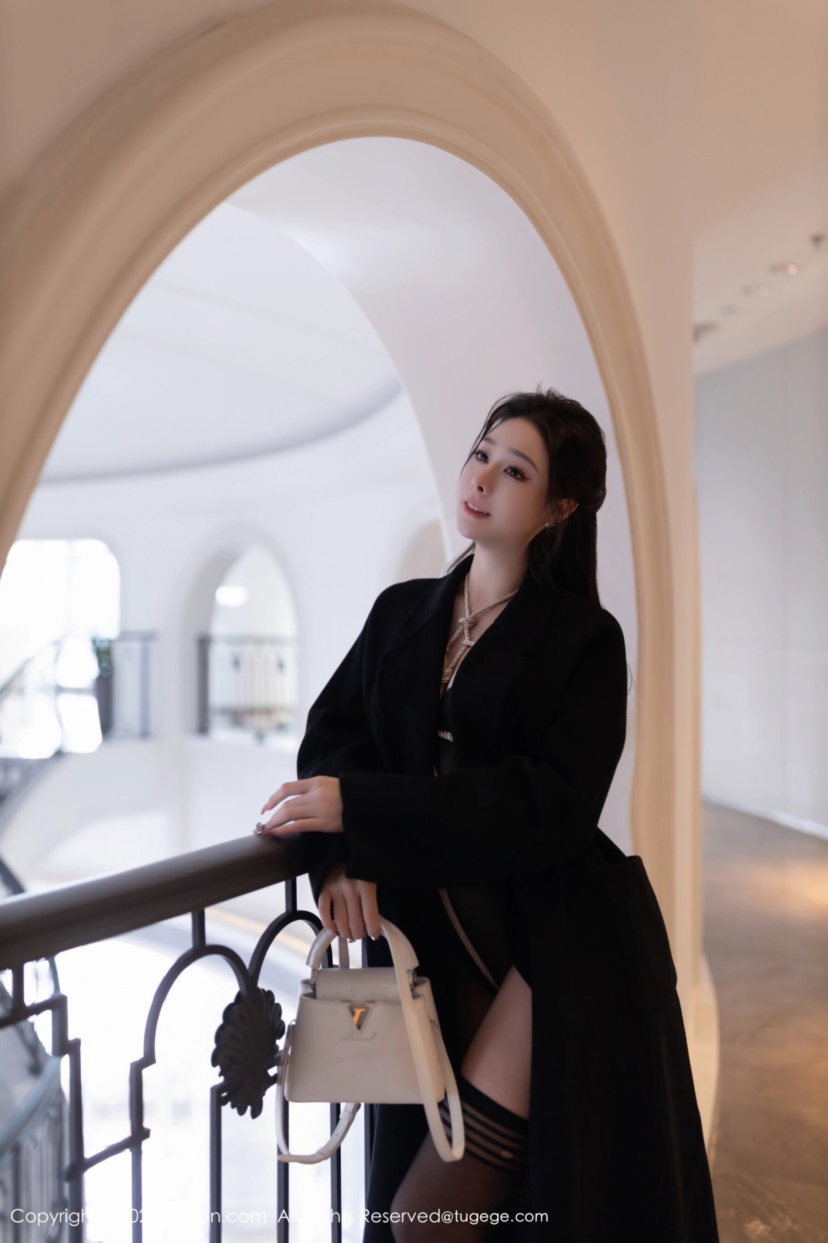 【XiuRen秀人網】20240516Vol8552小逗逗【80P】-[秀人套图]