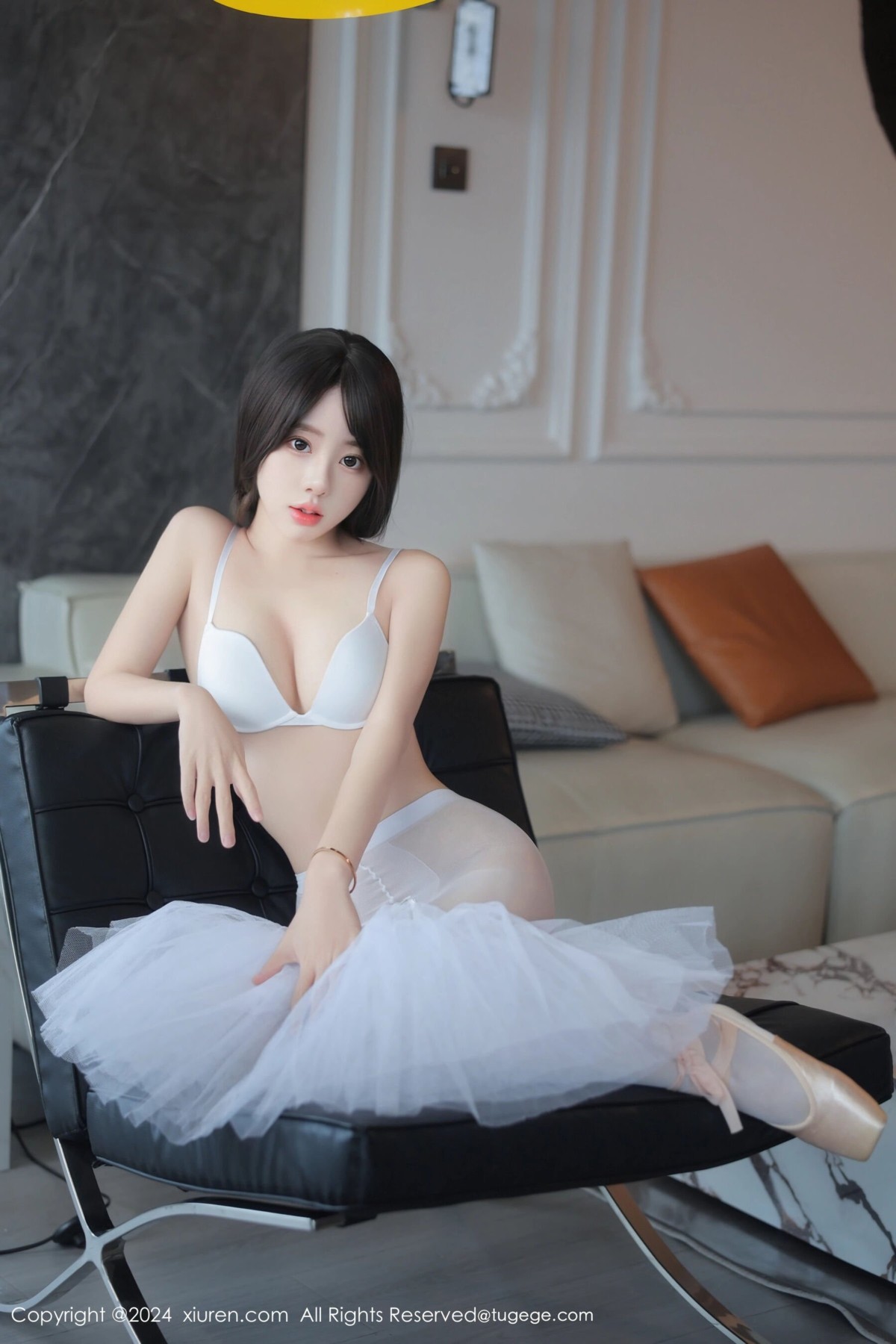 【XiuRen秀人網】20240517Vol8564桃妖夭【80P】-[秀人套图]