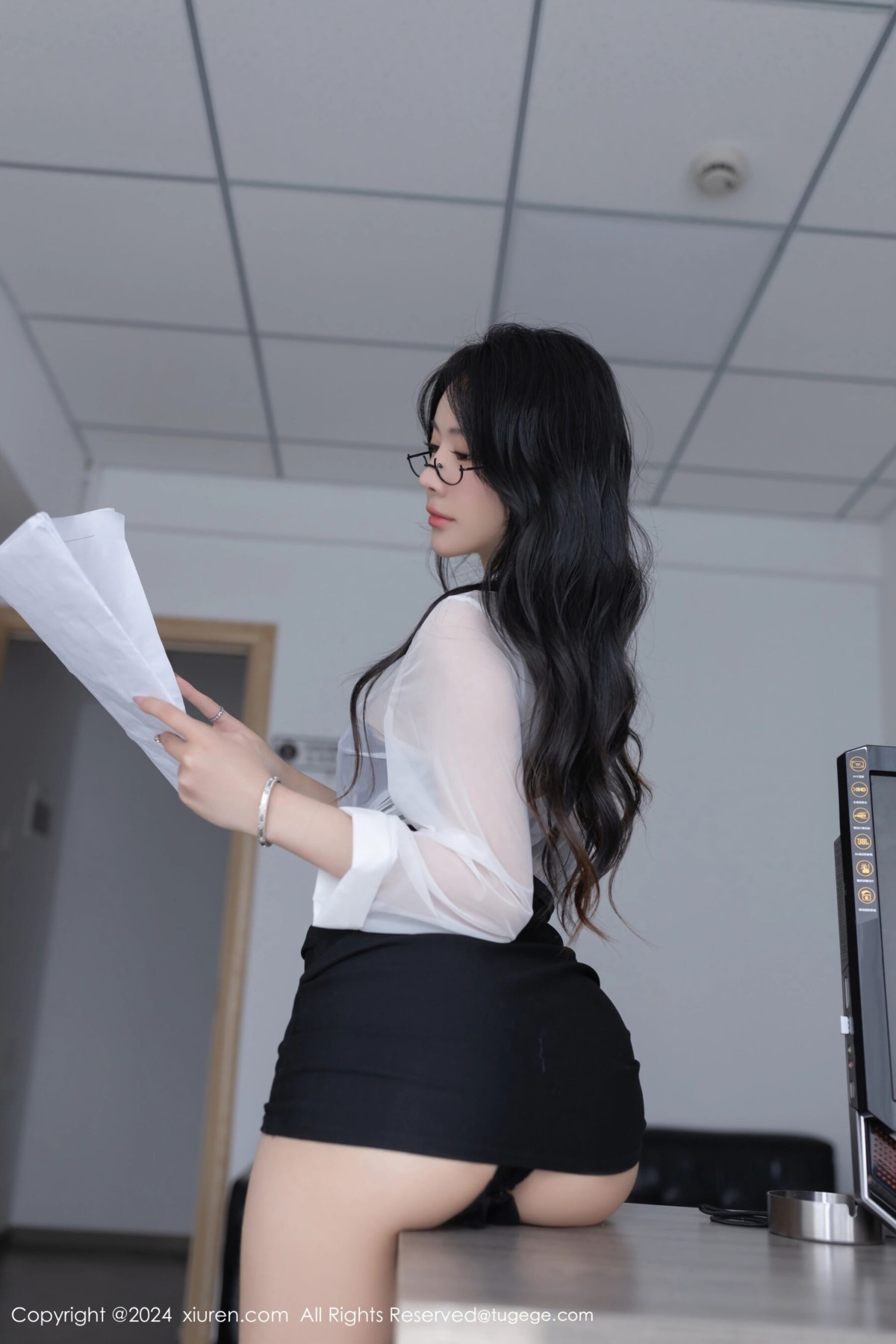 【XiuRen秀人網】20240517Vol8560幼幼【80P】-[秀人套图]