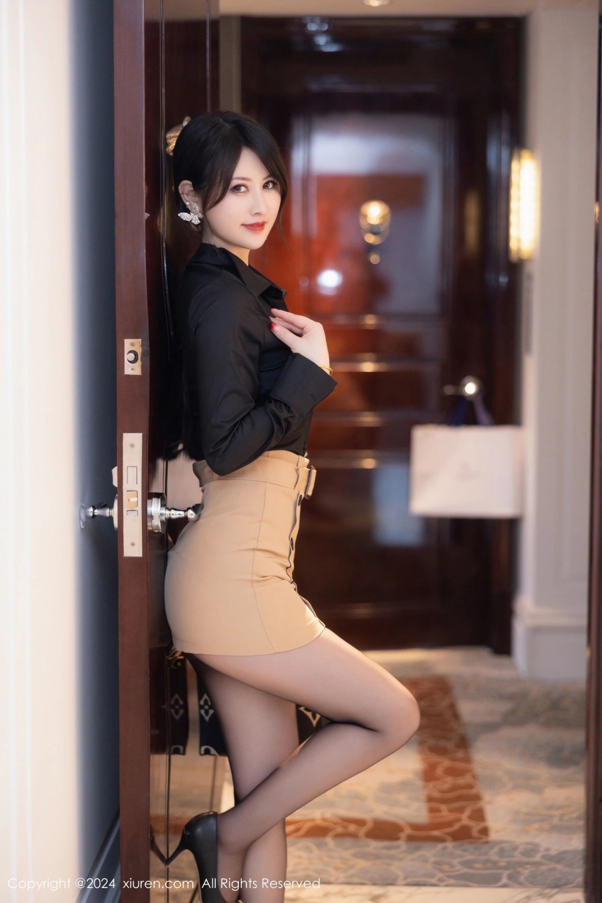 【XiuRen秀人網】20240520Vol8569詩詩kiki【83P】-[秀人套图]