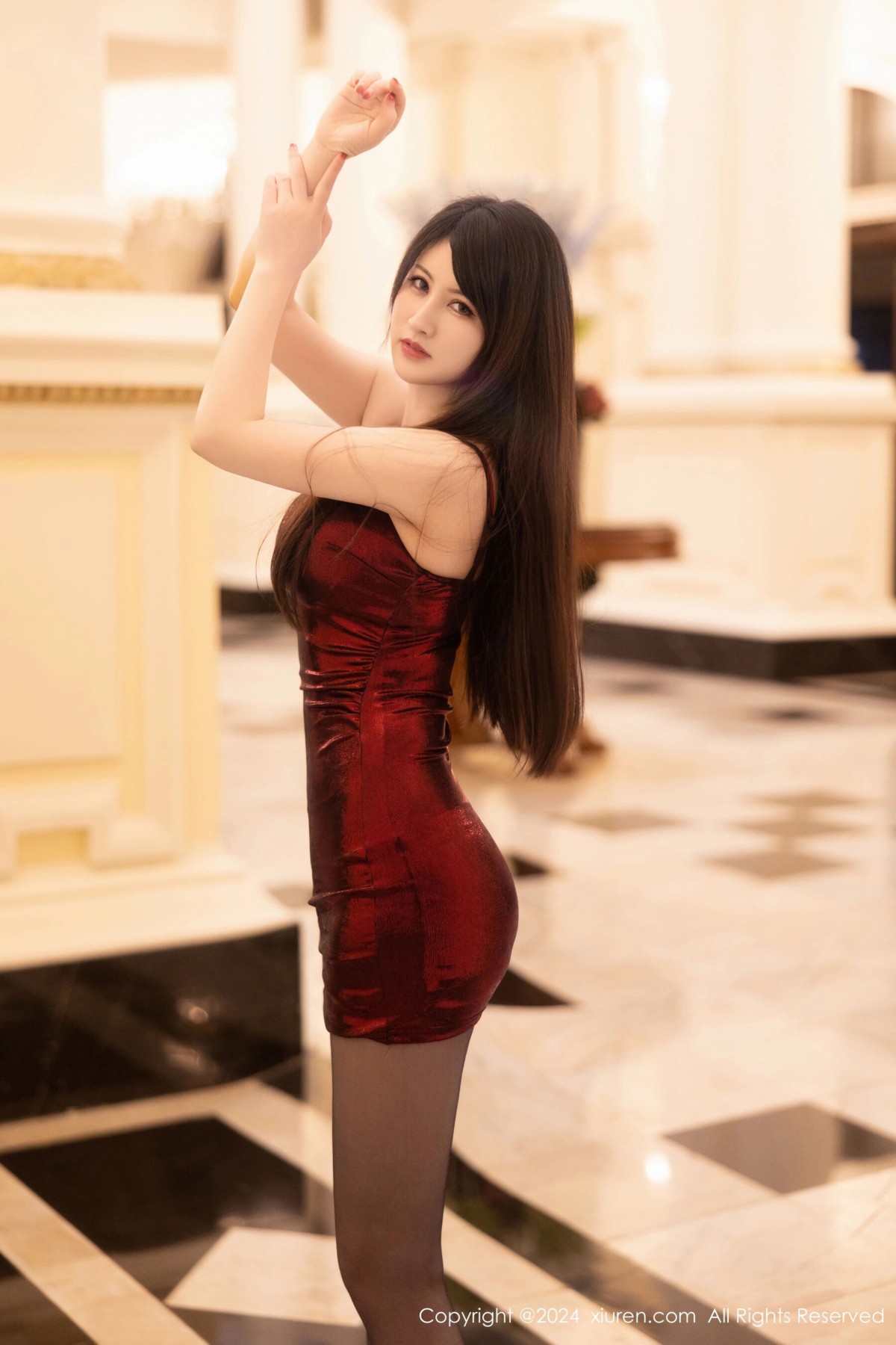 【XiuRen秀人網】20240520Vol8569詩詩kiki【83P】-[秀人套图]